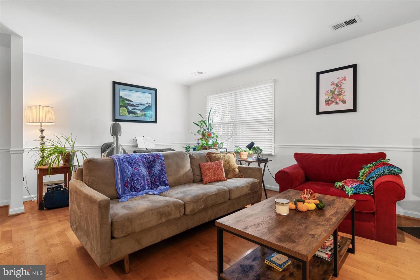 4207 11TH ST N #1, ARLINGTON, Virginia 22201, 3 Bedrooms Bedrooms, ,2 BathroomsBathrooms,Residential,For sale,4207 11TH ST N #1,VAAR2061540 MLS # VAAR2061540