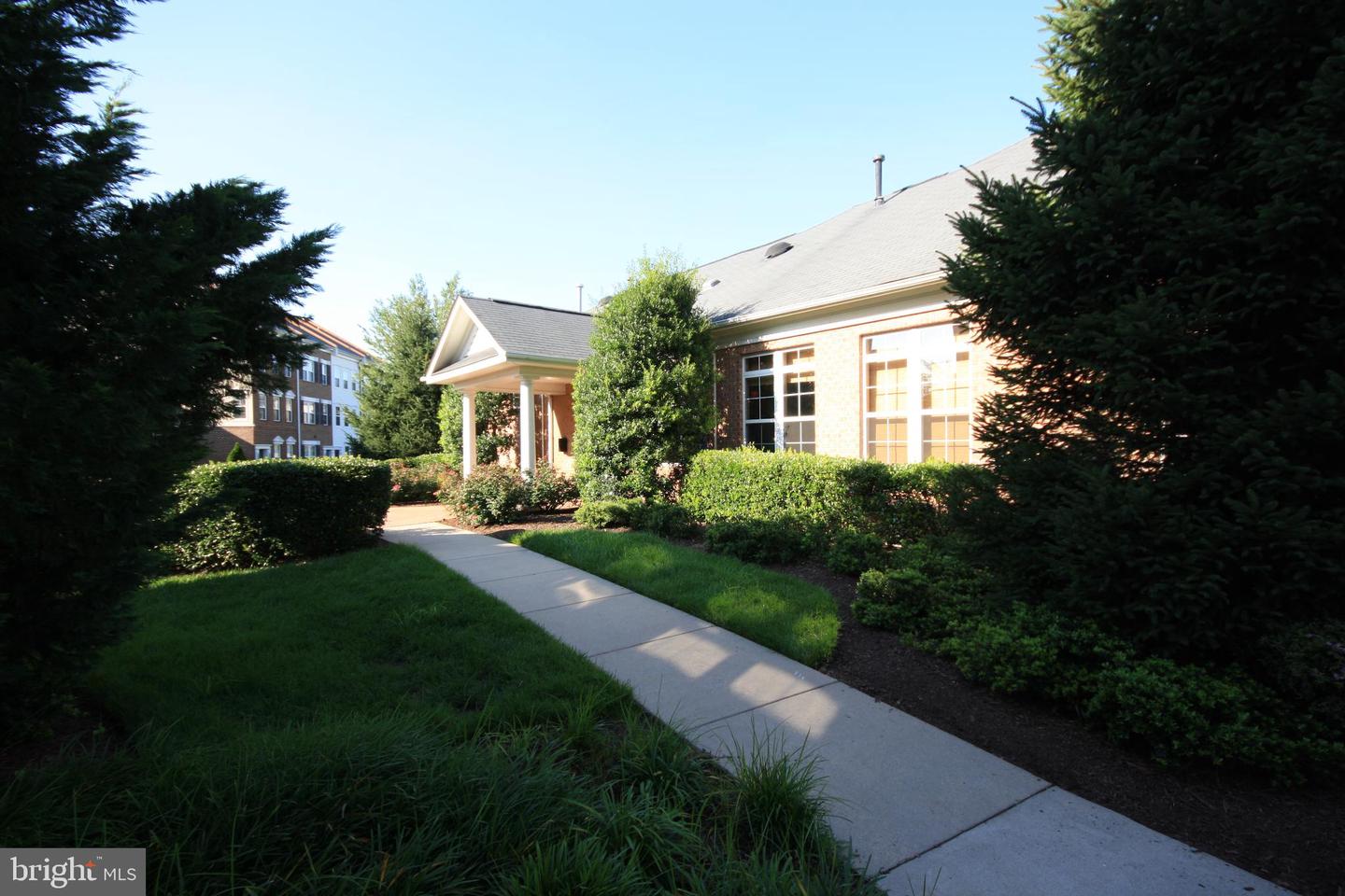 22691 BLUE ELDER TER #204, BRAMBLETON, Virginia 20148, 1 Bedroom Bedrooms, 2 Rooms Rooms,1 BathroomBathrooms,Residential,For sale,22691 BLUE ELDER TER #204,VALO2103468 MLS # VALO2103468