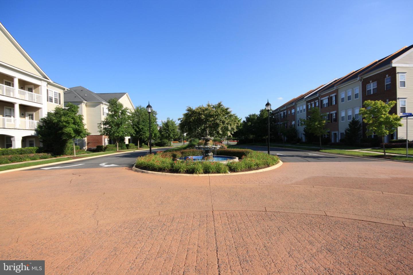 22691 BLUE ELDER TER #204, BRAMBLETON, Virginia 20148, 1 Bedroom Bedrooms, 2 Rooms Rooms,1 BathroomBathrooms,Residential,For sale,22691 BLUE ELDER TER #204,VALO2103468 MLS # VALO2103468