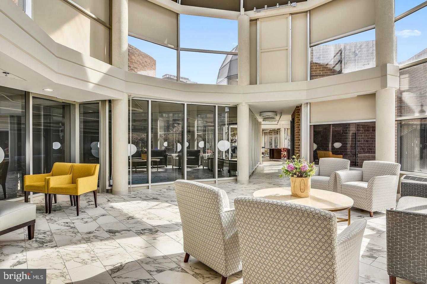 8360 GREENSBORO DR #817, MCLEAN, Virginia 22102, 2 Bedrooms Bedrooms, ,2 BathroomsBathrooms,Residential,For sale,8360 GREENSBORO DR #817,VAFX2258490 MLS # VAFX2258490