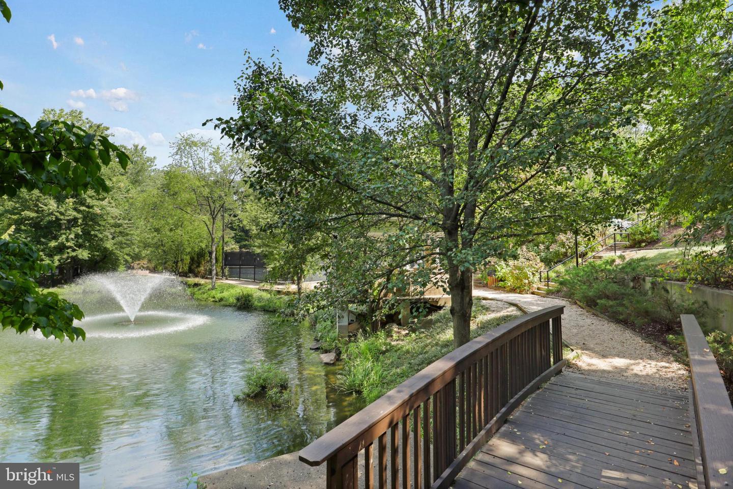 8360 GREENSBORO DR #817, MCLEAN, Virginia 22102, 2 Bedrooms Bedrooms, ,2 BathroomsBathrooms,Residential,For sale,8360 GREENSBORO DR #817,VAFX2258490 MLS # VAFX2258490