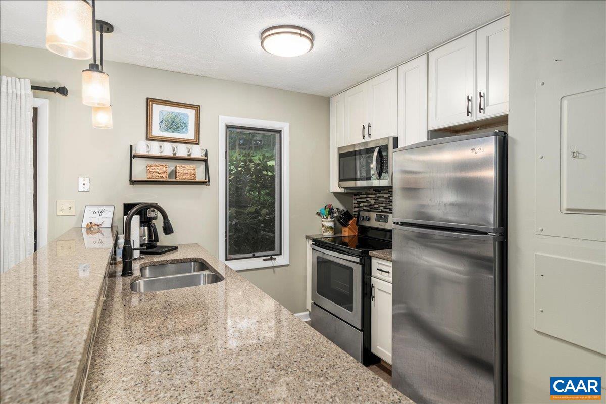 2226 TANNERS RIDGE CONDOS #2226, WINTERGREEN RESORT, Virginia 22967, 2 Bedrooms Bedrooms, ,2 BathroomsBathrooms,Residential,For sale,2226 TANNERS RIDGE CONDOS #2226,667284 MLS # 667284