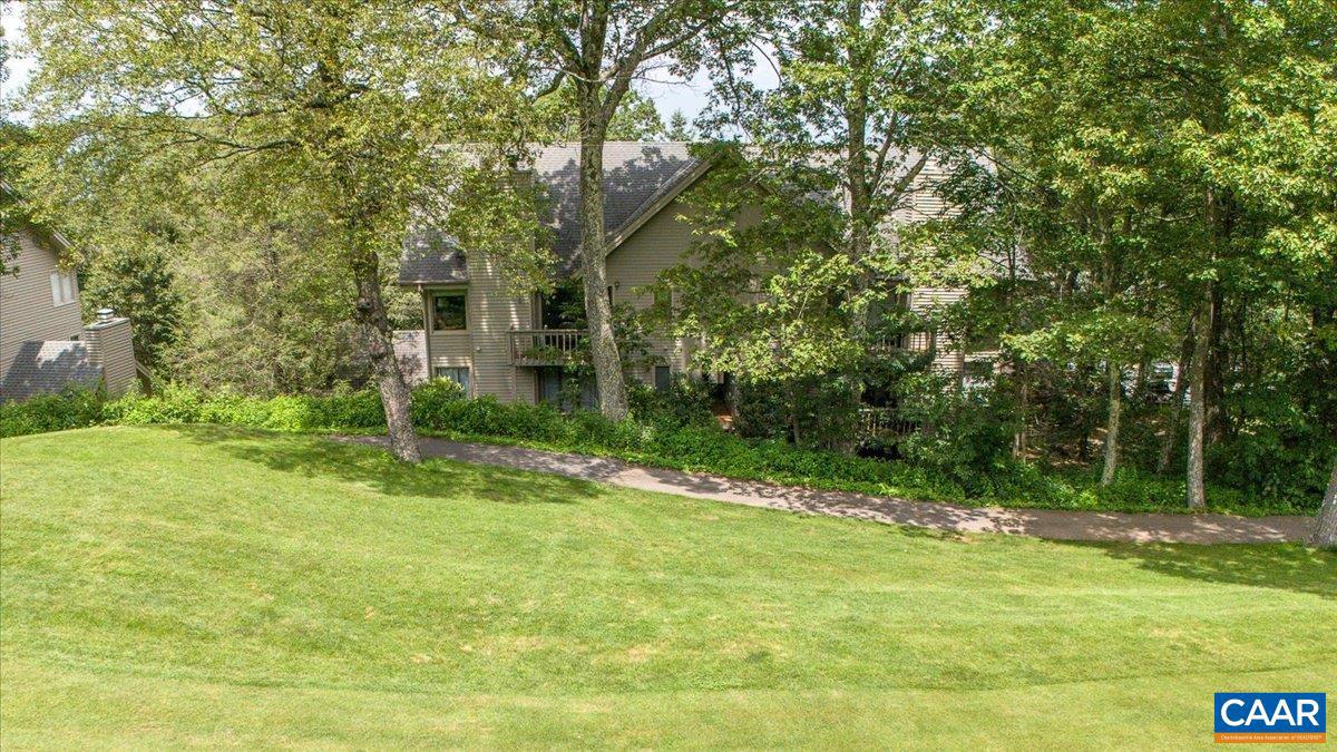 2226 TANNERS RIDGE CONDOS #2226, WINTERGREEN RESORT, Virginia 22967, 2 Bedrooms Bedrooms, ,2 BathroomsBathrooms,Residential,For sale,2226 TANNERS RIDGE CONDOS #2226,667284 MLS # 667284