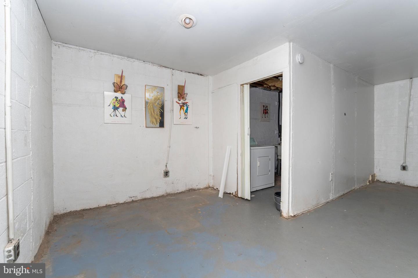 1643 11TH PL NE, WASHINGTON, District Of Columbia 20002, 4 Bedrooms Bedrooms, ,2 BathroomsBathrooms,Residential,For sale,1643 11TH PL NE,DCDC2191554 MLS # DCDC2191554