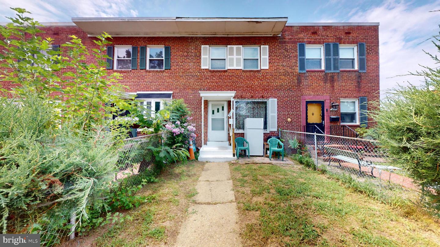3730 EDISON ST, ALEXANDRIA, Virginia 22305, 3 Bedrooms Bedrooms, ,1 BathroomBathrooms,Residential,For sale,3730 EDISON ST,VAAX2047582 MLS # VAAX2047582
