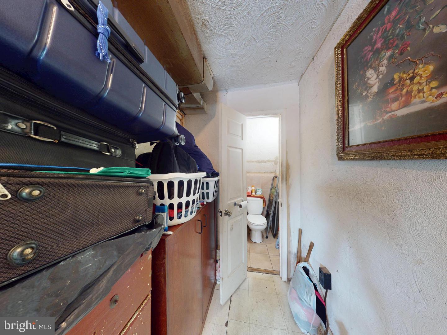 3730 EDISON ST, ALEXANDRIA, Virginia 22305, 3 Bedrooms Bedrooms, ,1 BathroomBathrooms,Residential,For sale,3730 EDISON ST,VAAX2047582 MLS # VAAX2047582