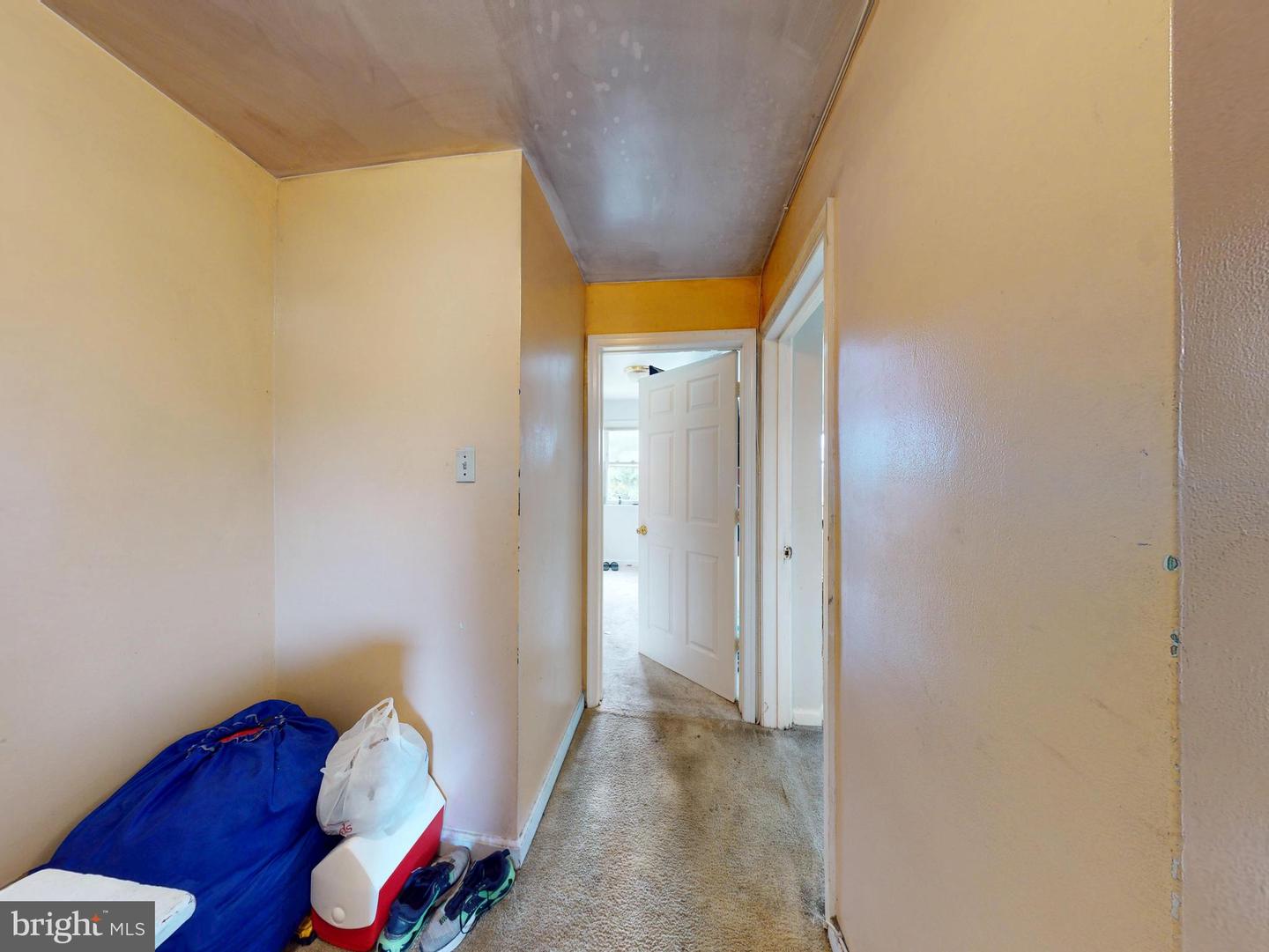 3730 EDISON ST, ALEXANDRIA, Virginia 22305, 3 Bedrooms Bedrooms, ,1 BathroomBathrooms,Residential,For sale,3730 EDISON ST,VAAX2047582 MLS # VAAX2047582