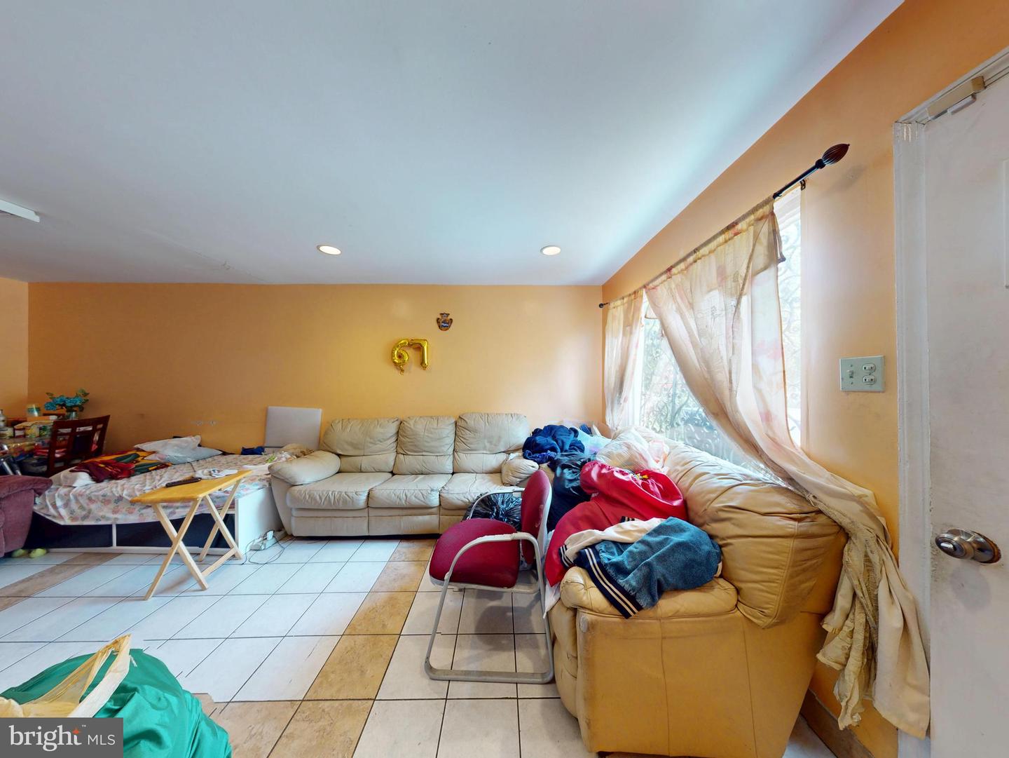 3730 EDISON ST, ALEXANDRIA, Virginia 22305, 3 Bedrooms Bedrooms, ,1 BathroomBathrooms,Residential,For sale,3730 EDISON ST,VAAX2047582 MLS # VAAX2047582