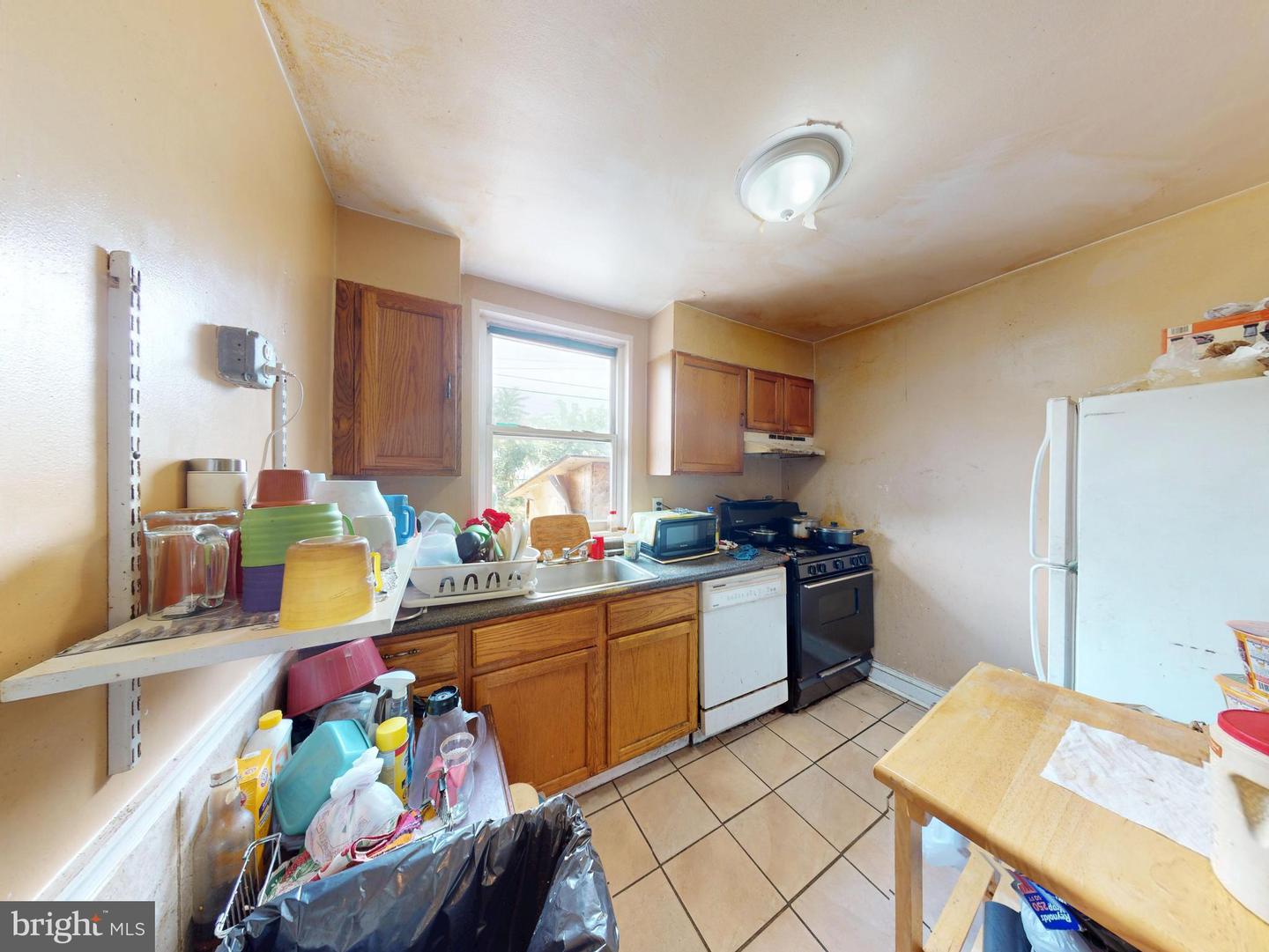 3730 EDISON ST, ALEXANDRIA, Virginia 22305, 3 Bedrooms Bedrooms, ,1 BathroomBathrooms,Residential,For sale,3730 EDISON ST,VAAX2047582 MLS # VAAX2047582