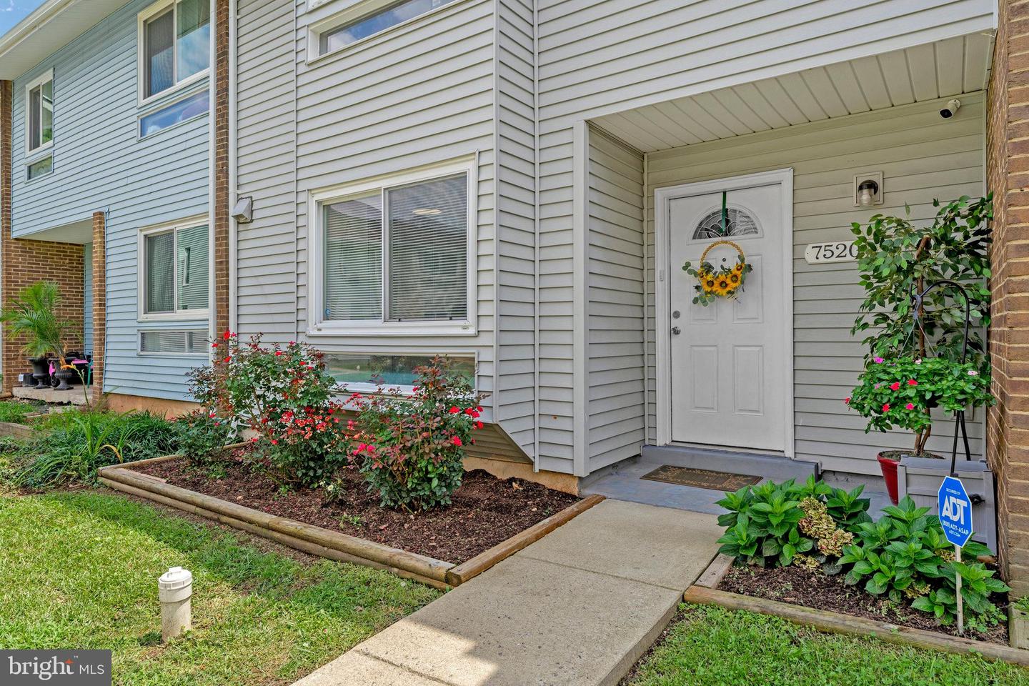 7520 CLEMSON CT, MANASSAS, Virginia 20109, 3 Bedrooms Bedrooms, ,2 BathroomsBathrooms,Residential,For sale,7520 CLEMSON CT,VAPW2099456 MLS # VAPW2099456