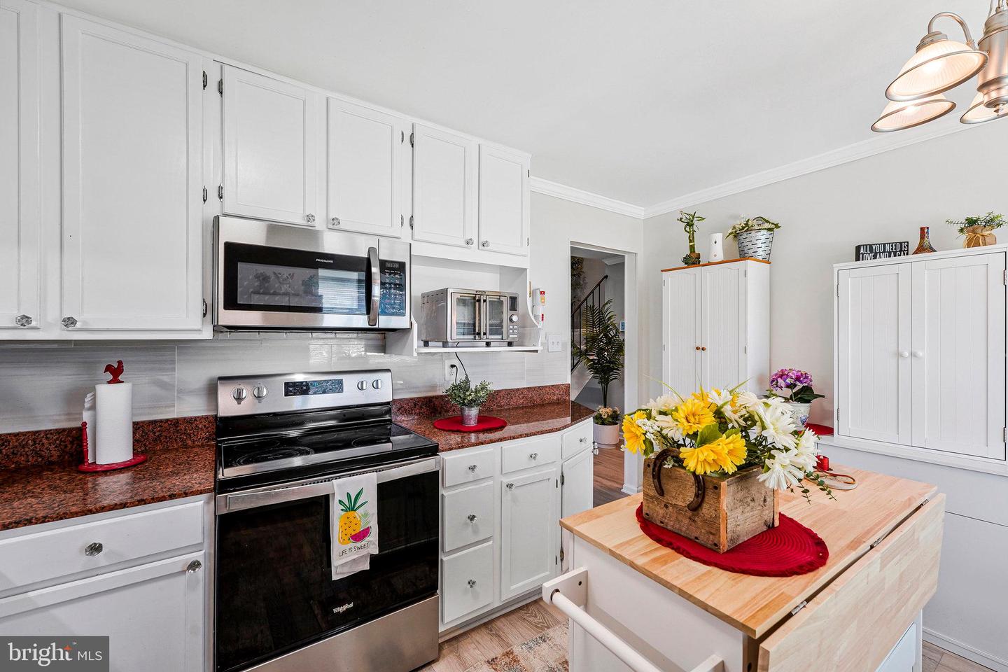 7520 CLEMSON CT, MANASSAS, Virginia 20109, 3 Bedrooms Bedrooms, ,2 BathroomsBathrooms,Residential,For sale,7520 CLEMSON CT,VAPW2099456 MLS # VAPW2099456
