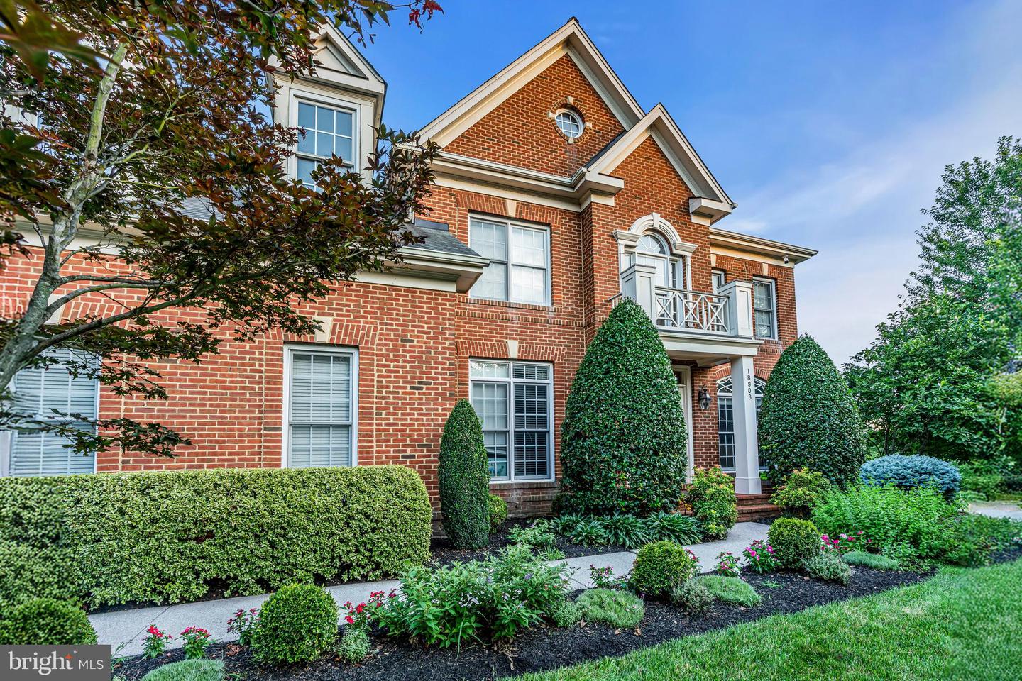 18908 GOOSE BLUFF CT, LEESBURG, Virginia 20176, 6 Bedrooms Bedrooms, ,4 BathroomsBathrooms,Residential,For sale,18908 GOOSE BLUFF CT,VALO2102588 MLS # VALO2102588