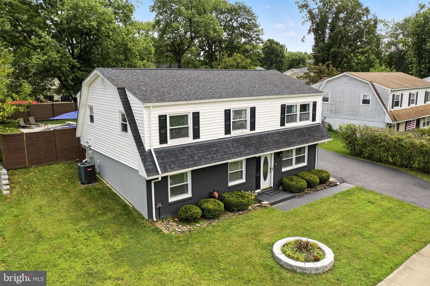 13005 KERRYDALE RD, WOODBRIDGE, Virginia 22193, 4 Bedrooms Bedrooms, ,2 BathroomsBathrooms,Residential,For sale,13005 KERRYDALE RD,VAPW2099580 MLS # VAPW2099580