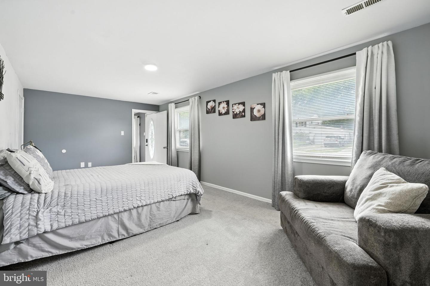 13005 KERRYDALE RD, WOODBRIDGE, Virginia 22193, 4 Bedrooms Bedrooms, ,2 BathroomsBathrooms,Residential,For sale,13005 KERRYDALE RD,VAPW2099580 MLS # VAPW2099580