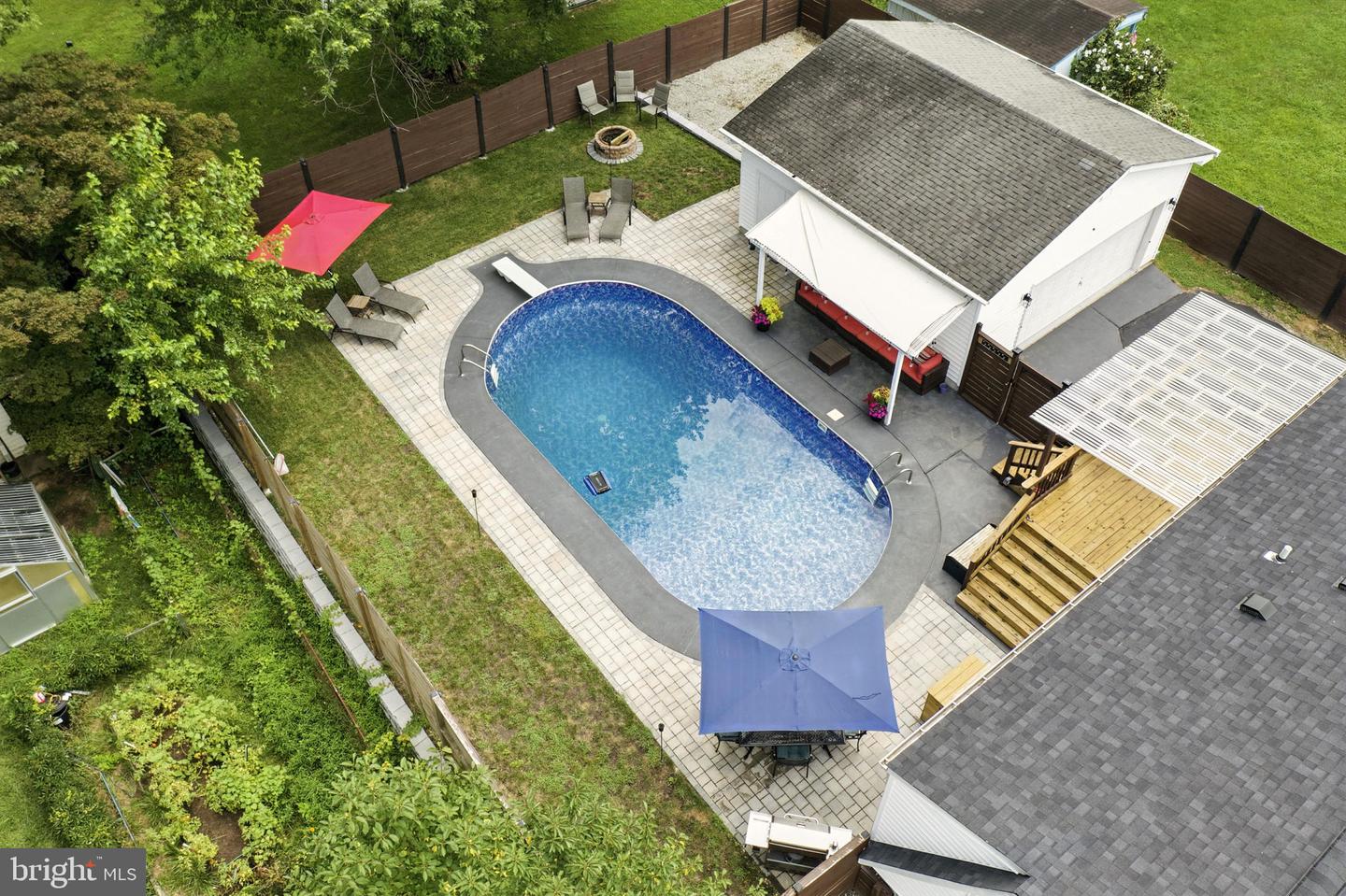 13005 KERRYDALE RD, WOODBRIDGE, Virginia 22193, 4 Bedrooms Bedrooms, ,2 BathroomsBathrooms,Residential,For sale,13005 KERRYDALE RD,VAPW2099580 MLS # VAPW2099580
