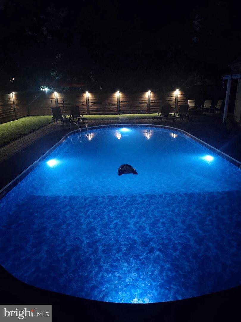 13005 KERRYDALE RD, WOODBRIDGE, Virginia 22193, 4 Bedrooms Bedrooms, ,2 BathroomsBathrooms,Residential,For sale,13005 KERRYDALE RD,VAPW2099580 MLS # VAPW2099580