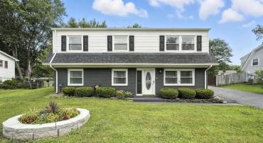13005 KERRYDALE RD, WOODBRIDGE, Virginia 22193, 4 Bedrooms Bedrooms, ,2 BathroomsBathrooms,Residential,For sale,13005 KERRYDALE RD,VAPW2099580 MLS # VAPW2099580