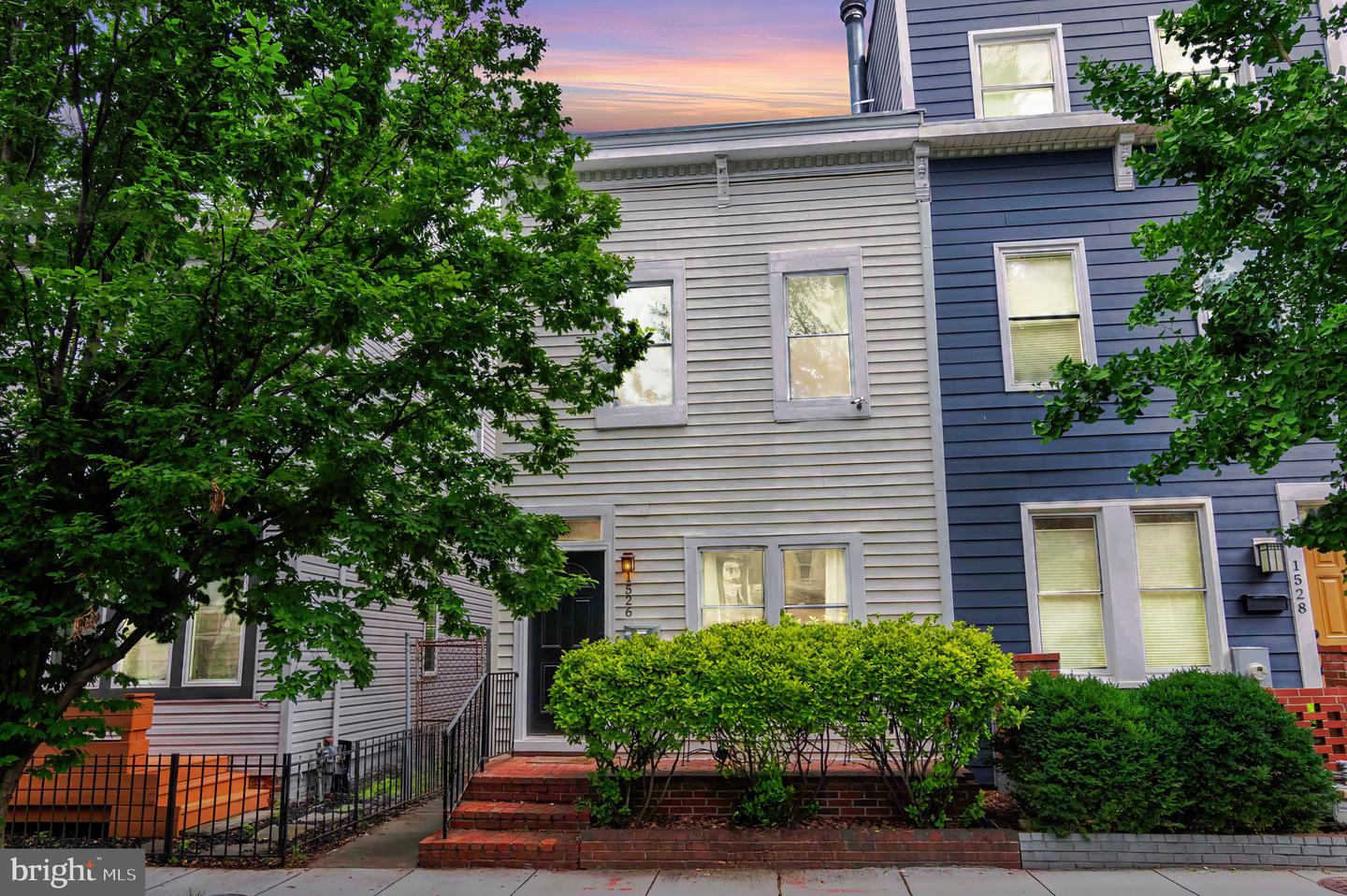 1526 GALES ST NE, WASHINGTON, District Of Columbia 20002, 2 Bedrooms Bedrooms, ,1 BathroomBathrooms,Residential,For sale,1526 GALES ST NE,DCDC2211108 MLS # DCDC2211108