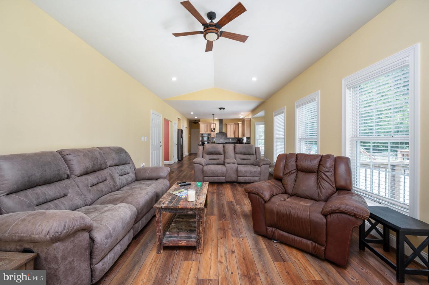 2182 TOWLES RD, MIDLAND, Virginia 22728, 5 Bedrooms Bedrooms, ,4 BathroomsBathrooms,Residential,For sale,2182 TOWLES RD,VAFQ2017552 MLS # VAFQ2017552