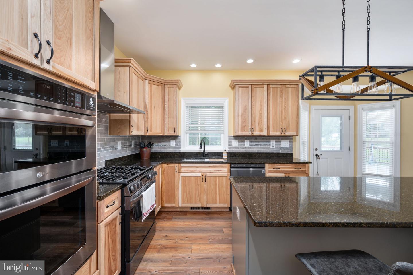 2182 TOWLES RD, MIDLAND, Virginia 22728, 5 Bedrooms Bedrooms, ,4 BathroomsBathrooms,Residential,For sale,2182 TOWLES RD,VAFQ2017552 MLS # VAFQ2017552