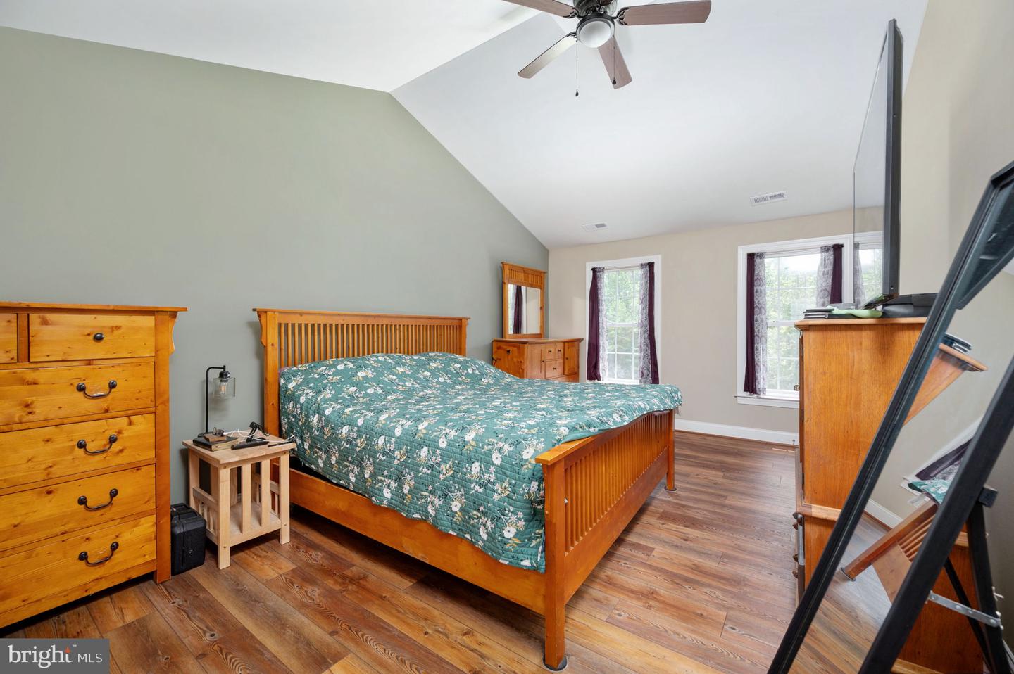 2182 TOWLES RD, MIDLAND, Virginia 22728, 5 Bedrooms Bedrooms, ,4 BathroomsBathrooms,Residential,For sale,2182 TOWLES RD,VAFQ2017552 MLS # VAFQ2017552