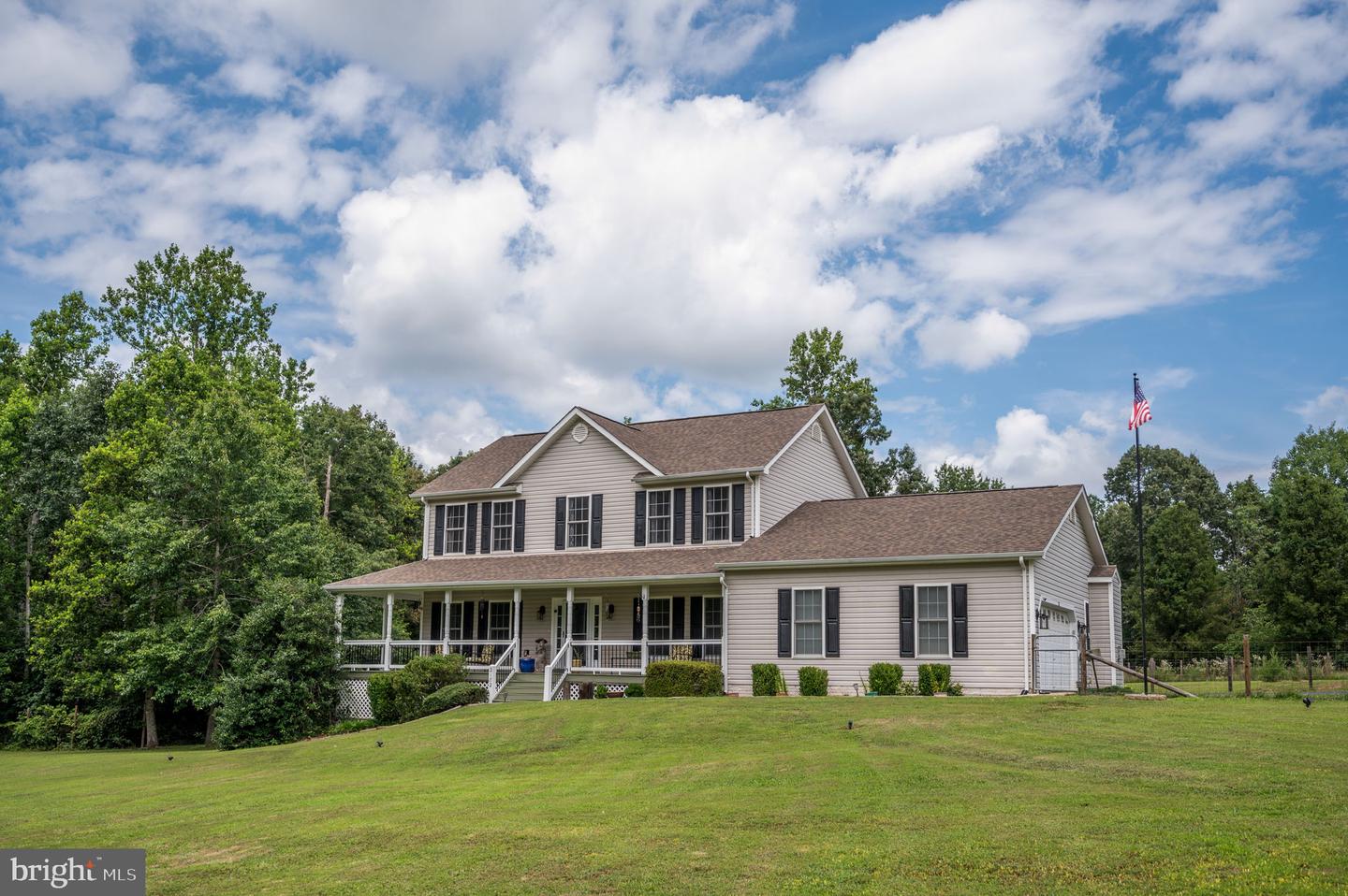 2182 TOWLES RD, MIDLAND, Virginia 22728, 5 Bedrooms Bedrooms, ,4 BathroomsBathrooms,Residential,For sale,2182 TOWLES RD,VAFQ2017552 MLS # VAFQ2017552