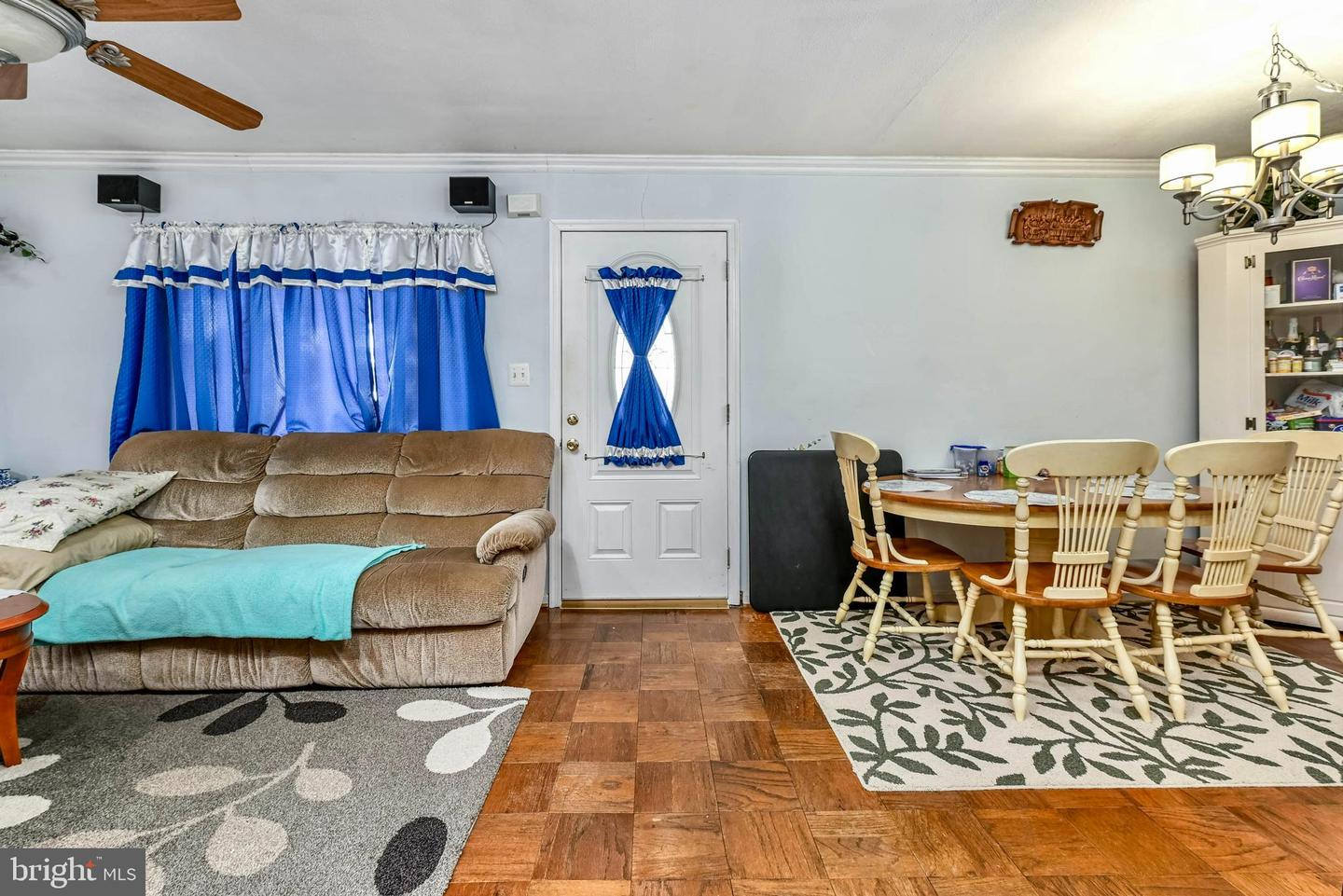 7421 HOWARD CT, FALLS CHURCH, Virginia 22043, 3 Bedrooms Bedrooms, ,1 BathroomBathrooms,Residential,For sale,7421 HOWARD CT,VAFX2257304 MLS # VAFX2257304