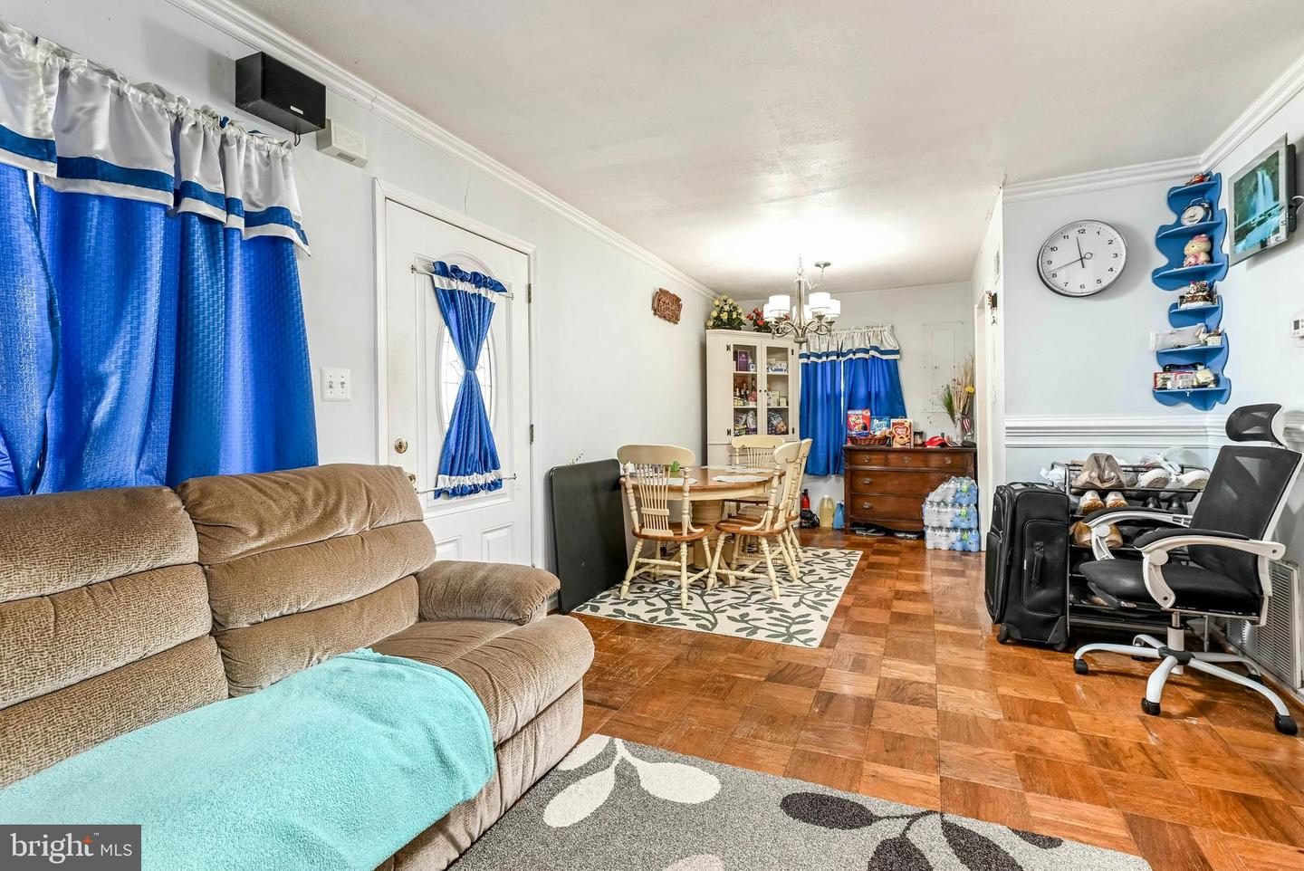 7421 HOWARD CT, FALLS CHURCH, Virginia 22043, 3 Bedrooms Bedrooms, ,1 BathroomBathrooms,Residential,For sale,7421 HOWARD CT,VAFX2257304 MLS # VAFX2257304