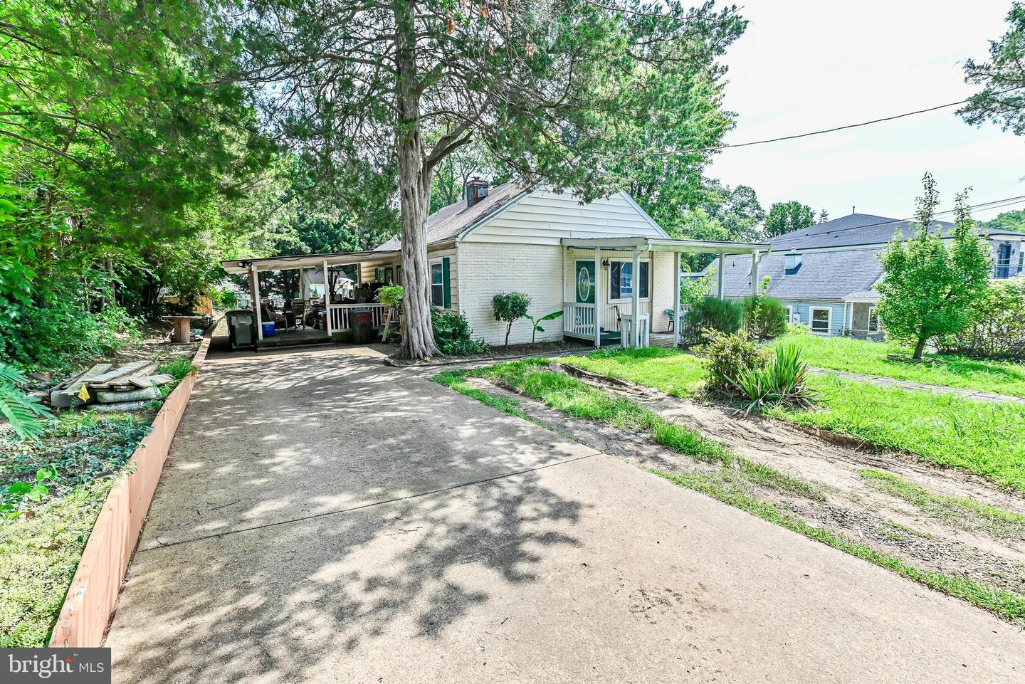 7421 HOWARD CT, FALLS CHURCH, Virginia 22043, 3 Bedrooms Bedrooms, ,1 BathroomBathrooms,Residential,For sale,7421 HOWARD CT,VAFX2257304 MLS # VAFX2257304