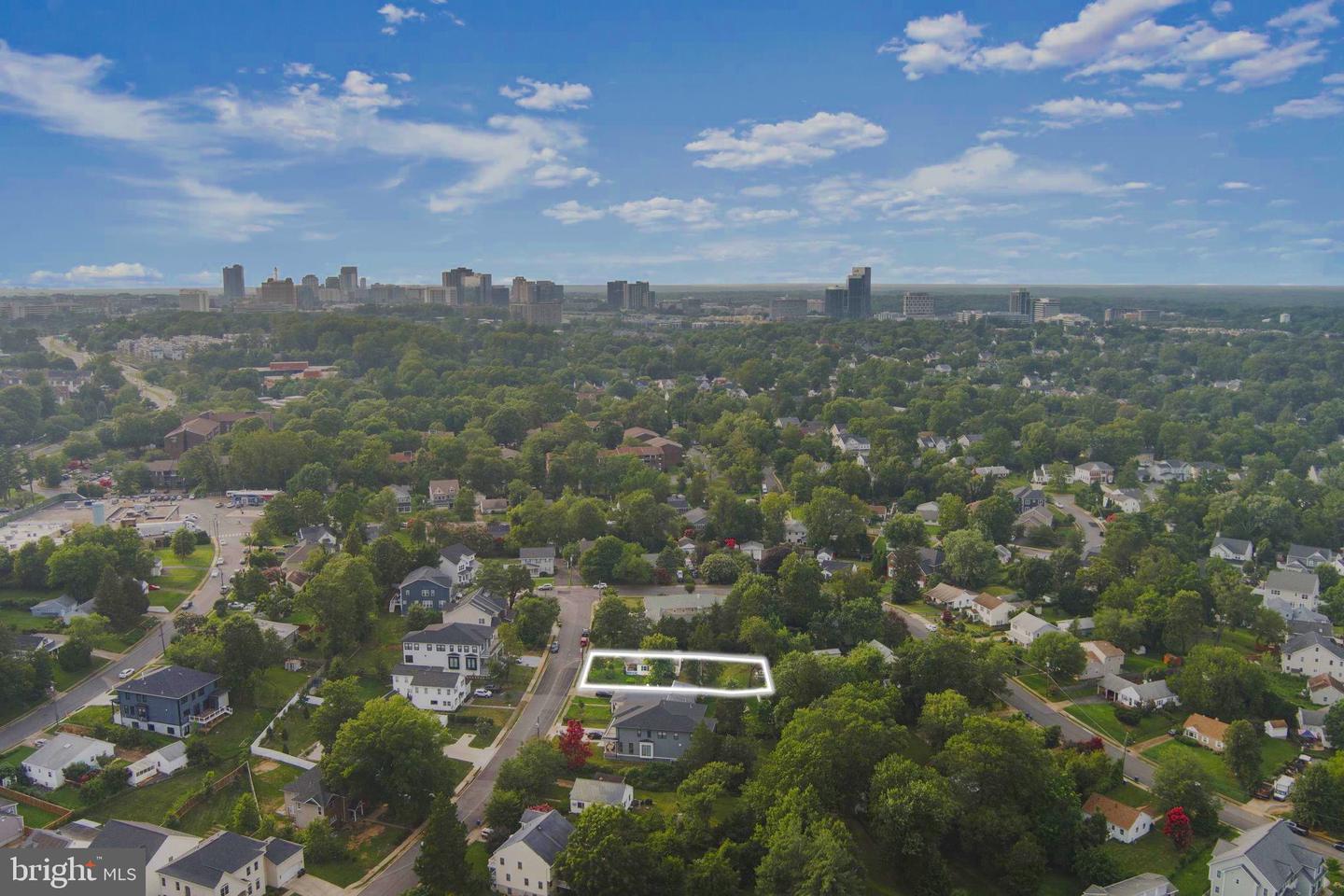 7421 HOWARD CT, FALLS CHURCH, Virginia 22043, 3 Bedrooms Bedrooms, ,1 BathroomBathrooms,Residential,For sale,7421 HOWARD CT,VAFX2257304 MLS # VAFX2257304