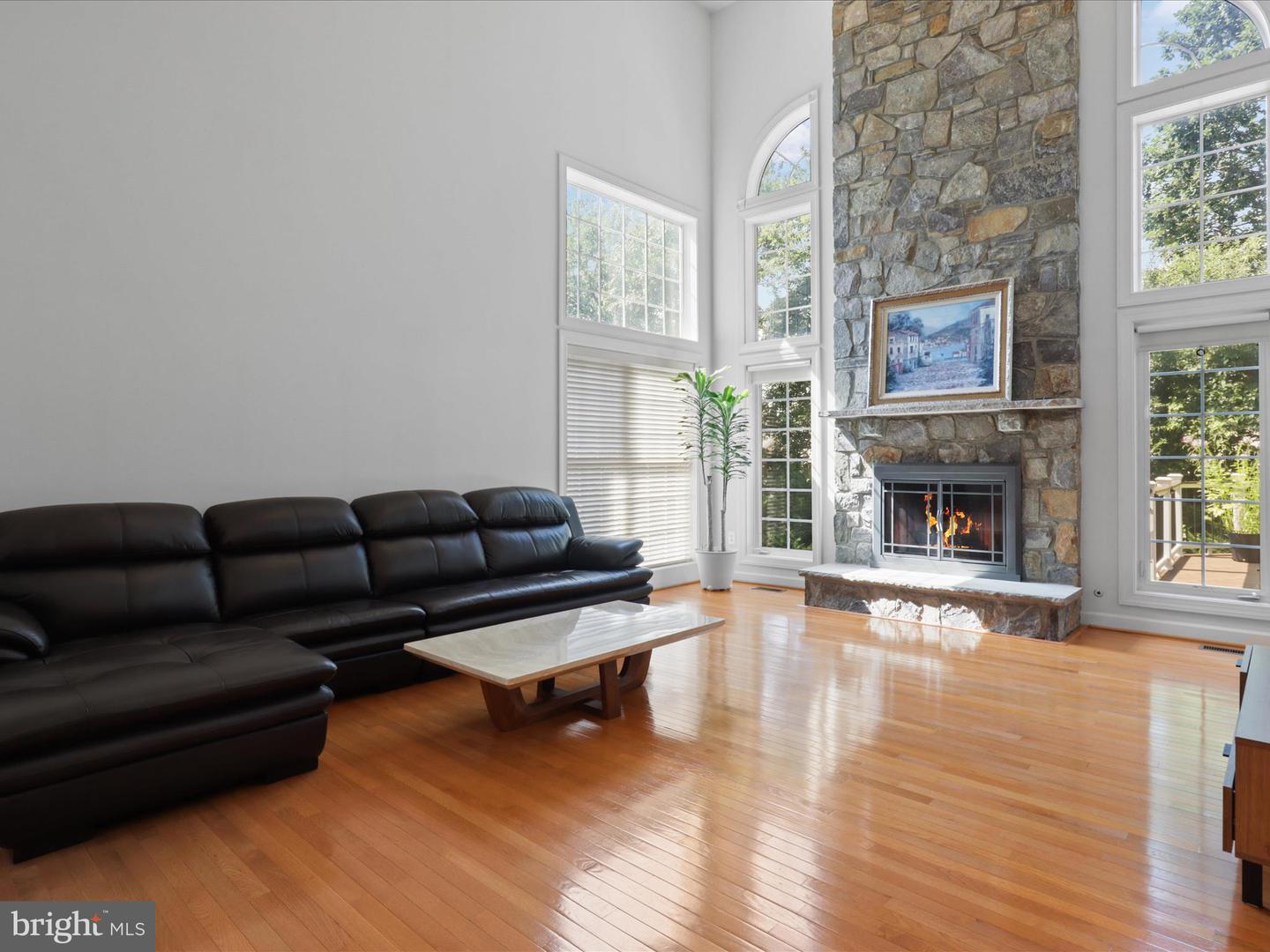 13573 DIANTHUS CT, CENTREVILLE, Virginia 20120, 5 Bedrooms Bedrooms, ,4 BathroomsBathrooms,Residential,For sale,13573 DIANTHUS CT,VAFX2257472 MLS # VAFX2257472