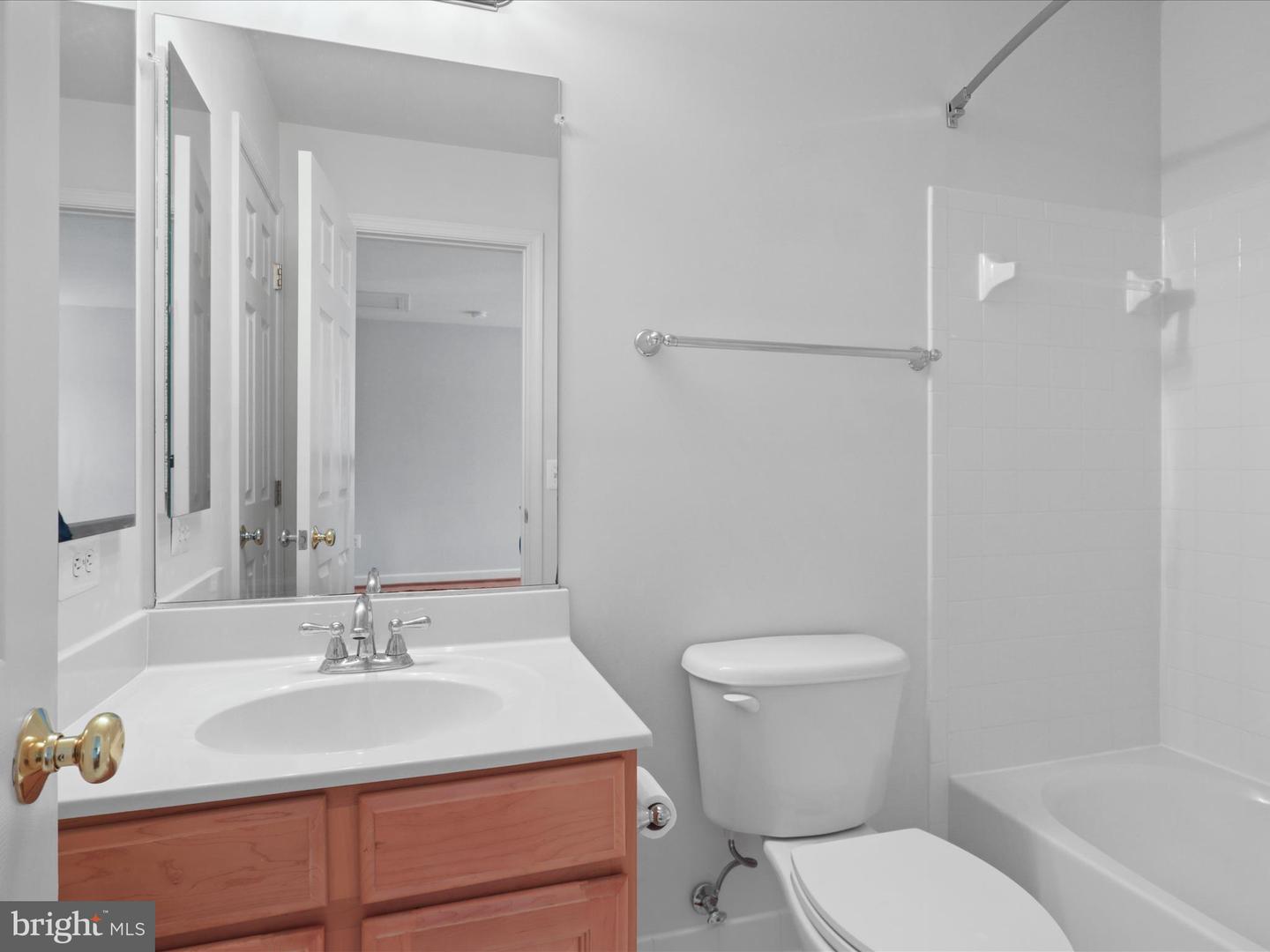 13573 DIANTHUS CT, CENTREVILLE, Virginia 20120, 5 Bedrooms Bedrooms, ,4 BathroomsBathrooms,Residential,For sale,13573 DIANTHUS CT,VAFX2257472 MLS # VAFX2257472