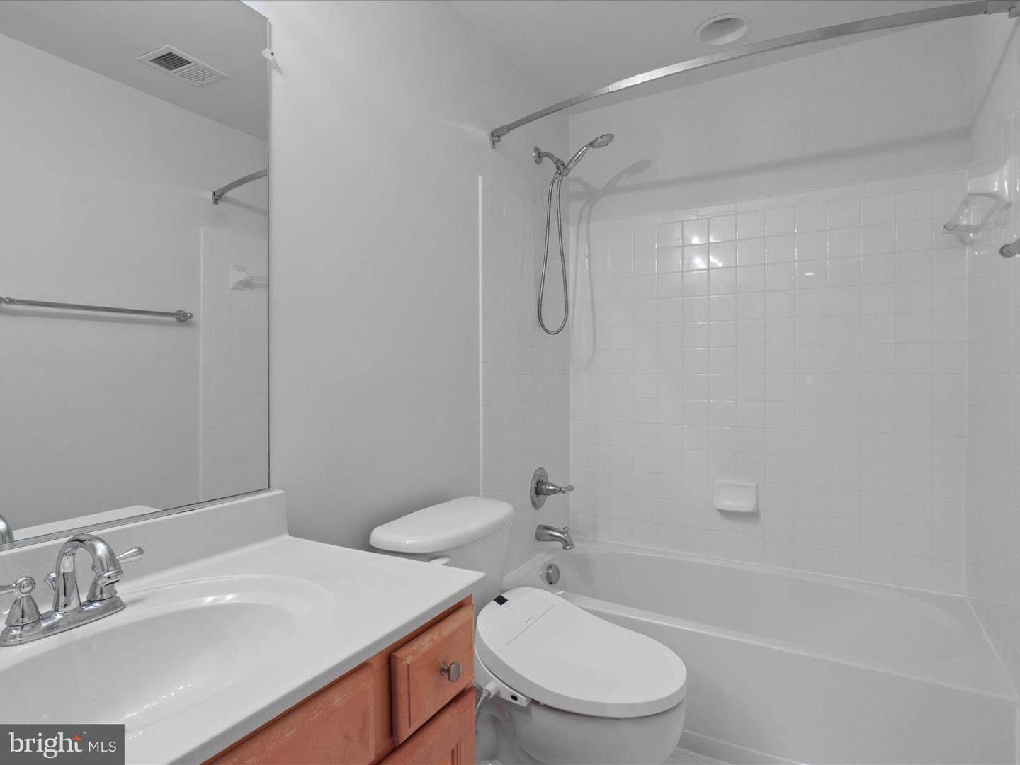 13573 DIANTHUS CT, CENTREVILLE, Virginia 20120, 5 Bedrooms Bedrooms, ,4 BathroomsBathrooms,Residential,For sale,13573 DIANTHUS CT,VAFX2257472 MLS # VAFX2257472