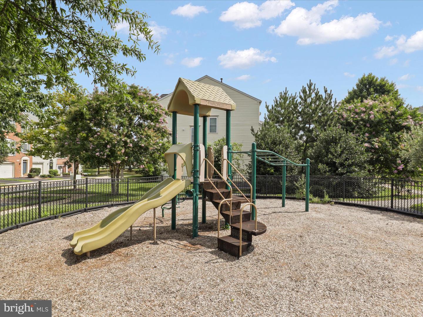 13573 DIANTHUS CT, CENTREVILLE, Virginia 20120, 5 Bedrooms Bedrooms, ,4 BathroomsBathrooms,Residential,For sale,13573 DIANTHUS CT,VAFX2257472 MLS # VAFX2257472