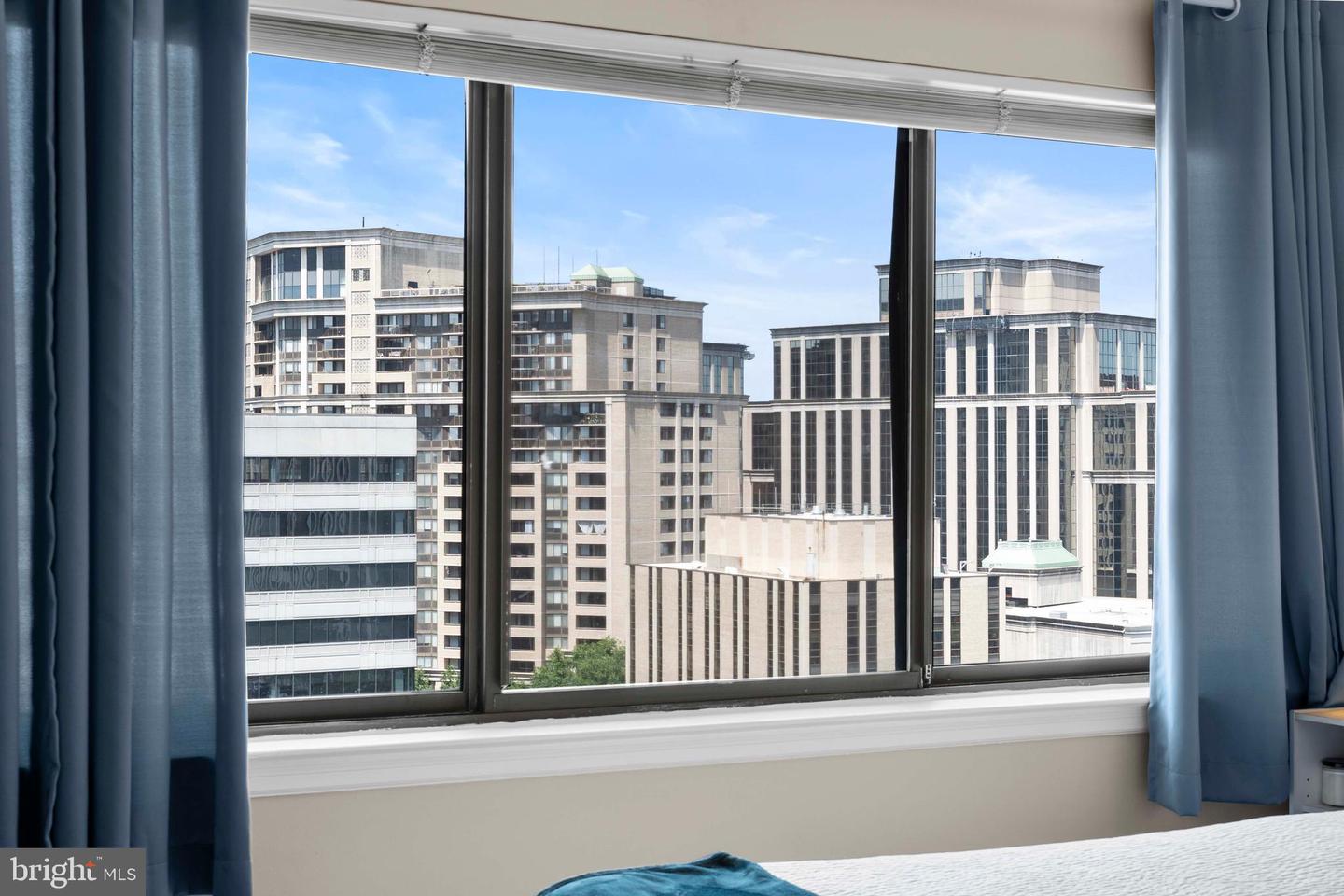 1301 N COURTHOUSE RD #1709, ARLINGTON, Virginia 22201, 1 Bedroom Bedrooms, ,1 BathroomBathrooms,Residential,For sale,1301 N COURTHOUSE RD #1709,VAAR2061376 MLS # VAAR2061376