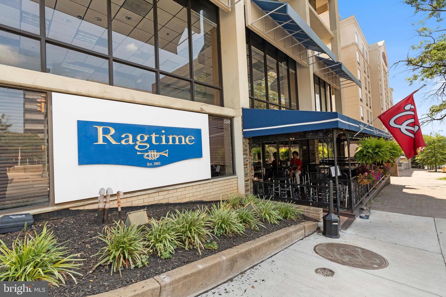 1301 N COURTHOUSE RD #1709, ARLINGTON, Virginia 22201, 1 Bedroom Bedrooms, ,1 BathroomBathrooms,Residential,For sale,1301 N COURTHOUSE RD #1709,VAAR2061376 MLS # VAAR2061376