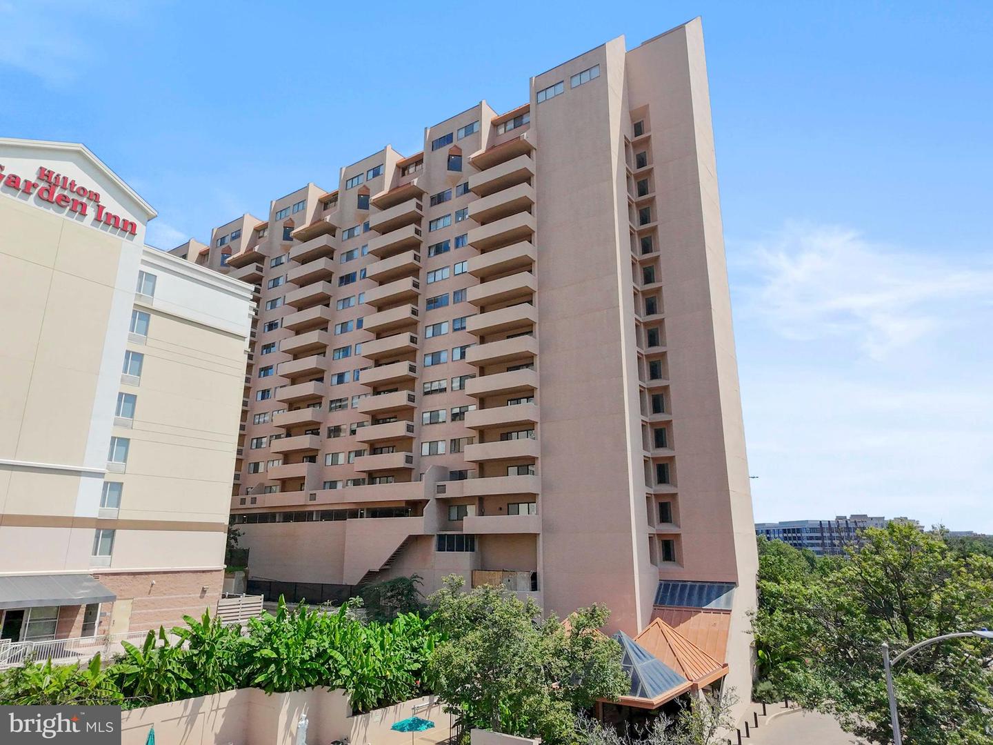 1301 N COURTHOUSE RD #1709, ARLINGTON, Virginia 22201, 1 Bedroom Bedrooms, ,1 BathroomBathrooms,Residential,For sale,1301 N COURTHOUSE RD #1709,VAAR2061376 MLS # VAAR2061376