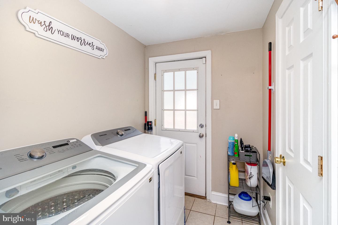 1200 BLUE JAY LN, HENRICO, Virginia 23229, 3 Bedrooms Bedrooms, ,2 BathroomsBathrooms,Residential,For sale,1200 BLUE JAY LN,VAHN2001006 MLS # VAHN2001006