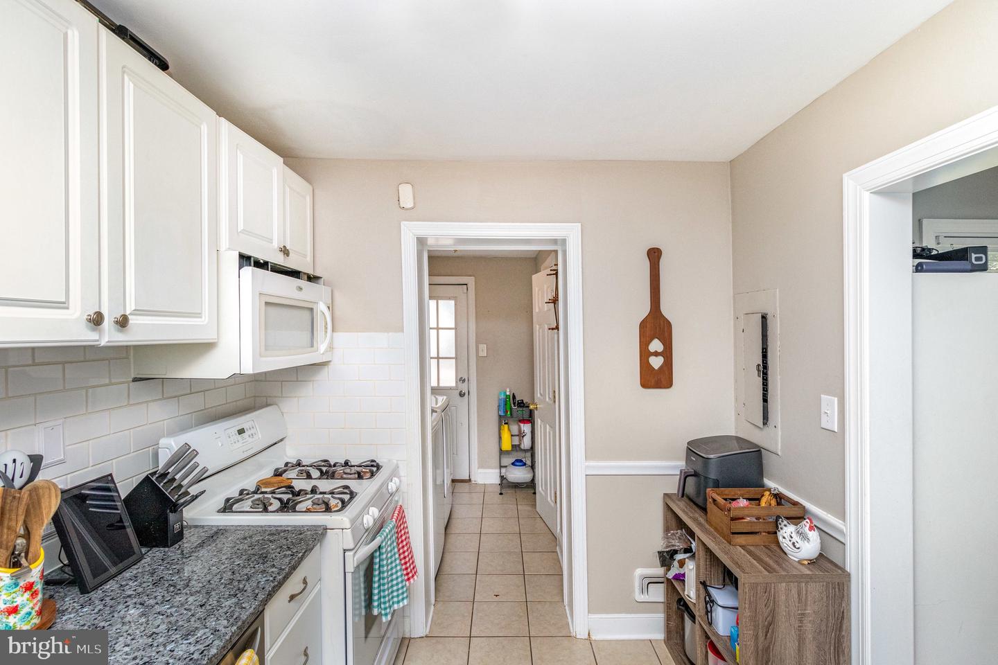 1200 BLUE JAY LN, HENRICO, Virginia 23229, 3 Bedrooms Bedrooms, ,2 BathroomsBathrooms,Residential,For sale,1200 BLUE JAY LN,VAHN2001006 MLS # VAHN2001006