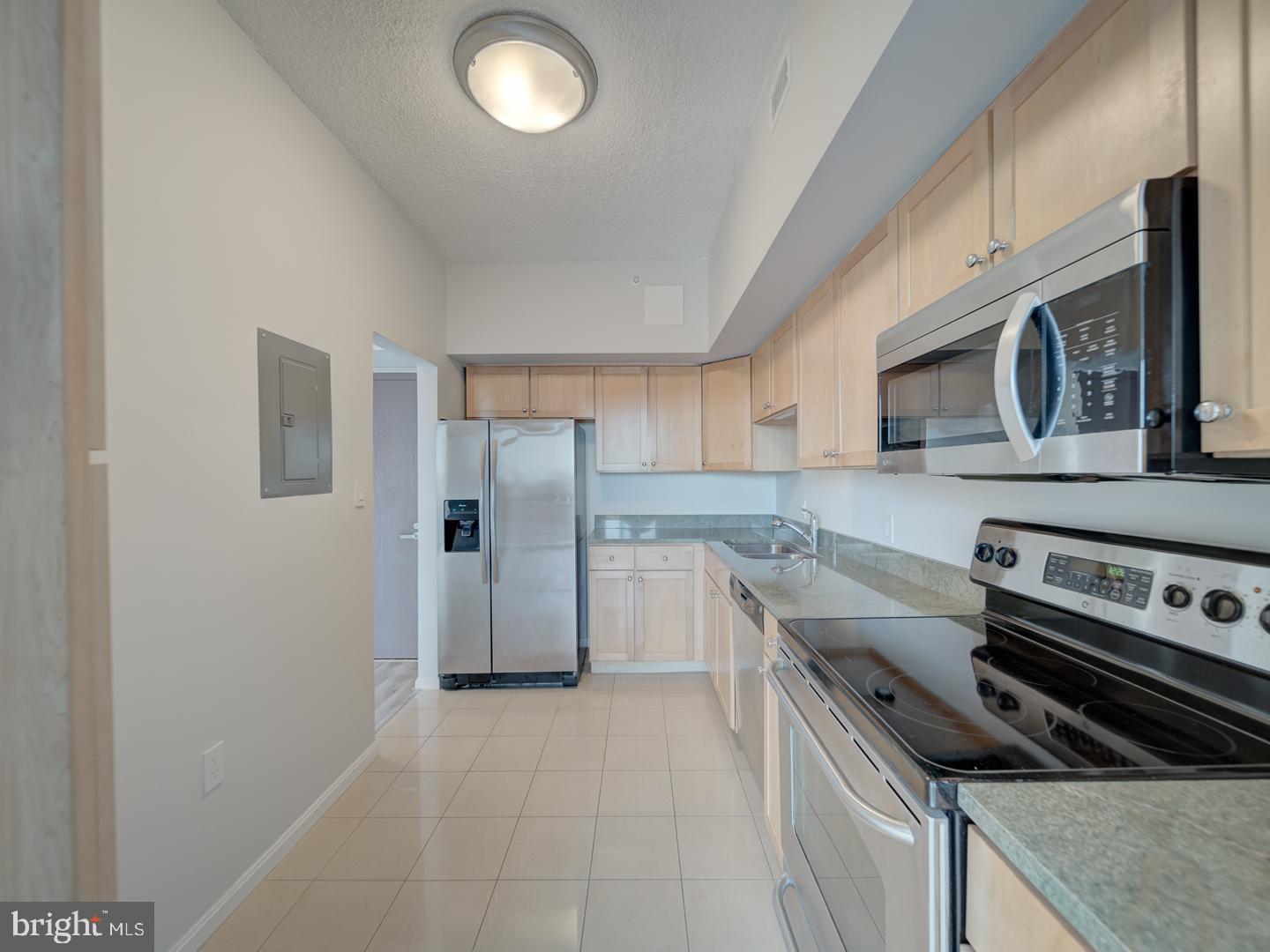 2230 GEORGE C MARSHALL DR #1127, FALLS CHURCH, Virginia 22043, 2 Bedrooms Bedrooms, ,2 BathroomsBathrooms,Residential,For sale,2230 GEORGE C MARSHALL DR #1127,VAFX2258258 MLS # VAFX2258258