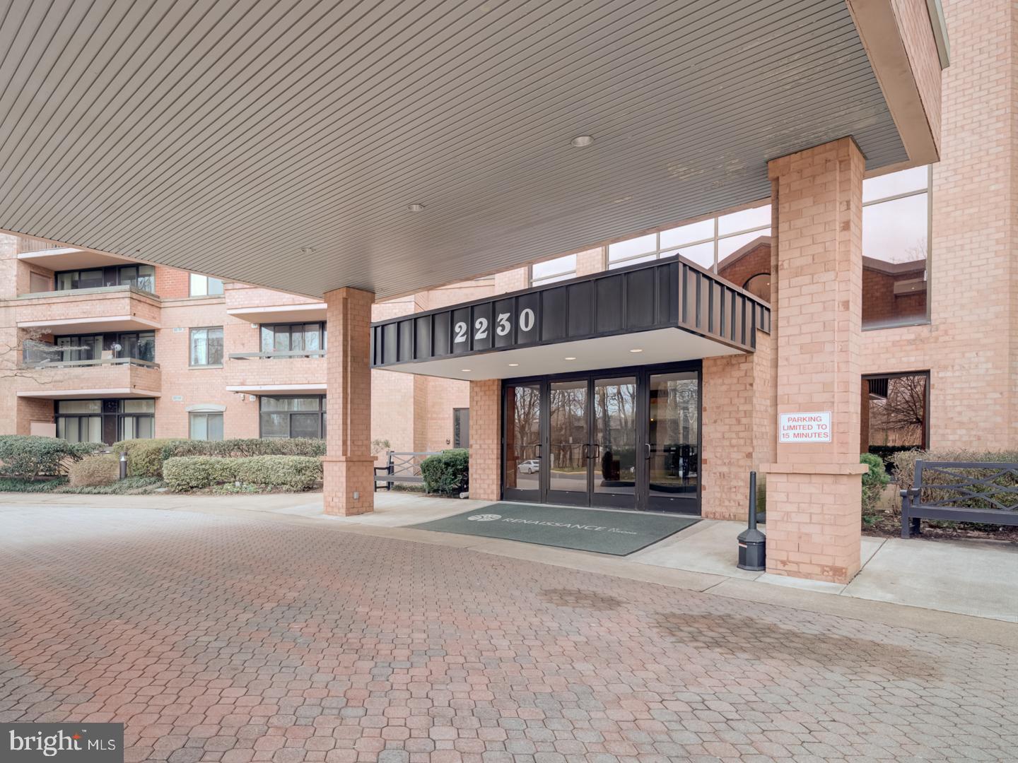 2230 GEORGE C MARSHALL DR #1127, FALLS CHURCH, Virginia 22043, 2 Bedrooms Bedrooms, ,2 BathroomsBathrooms,Residential,For sale,2230 GEORGE C MARSHALL DR #1127,VAFX2258258 MLS # VAFX2258258