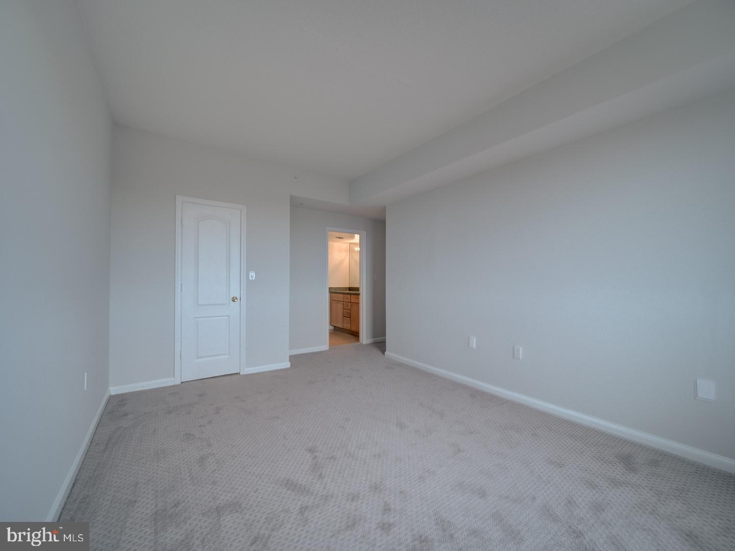 2230 GEORGE C MARSHALL DR #1127, FALLS CHURCH, Virginia 22043, 2 Bedrooms Bedrooms, ,2 BathroomsBathrooms,Residential,For sale,2230 GEORGE C MARSHALL DR #1127,VAFX2258258 MLS # VAFX2258258
