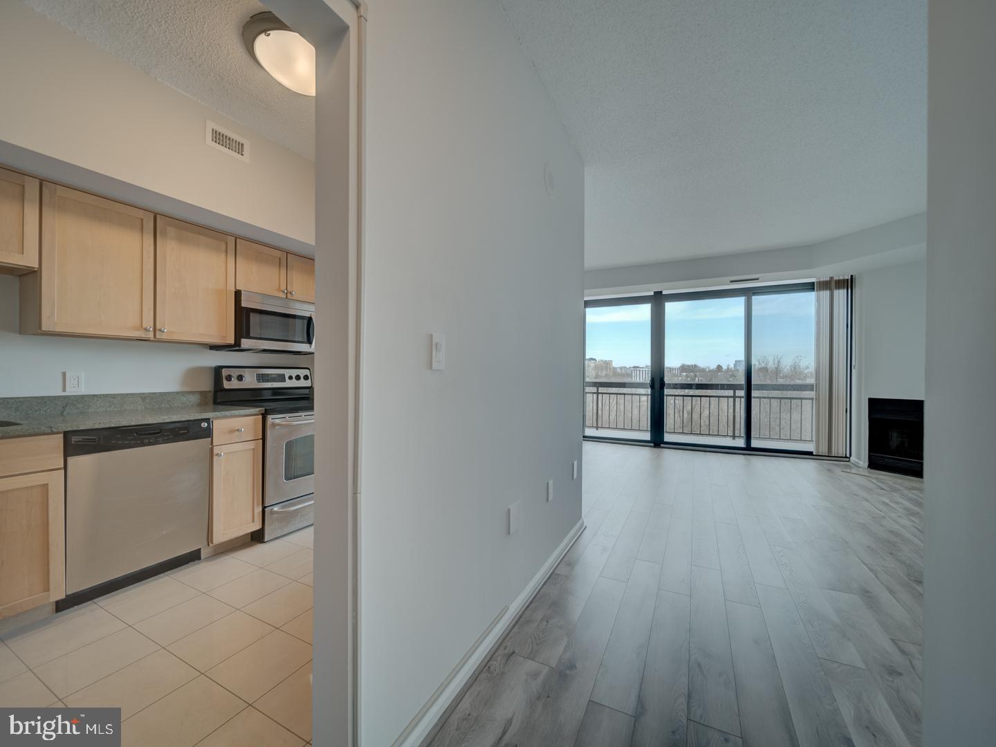 2230 GEORGE C MARSHALL DR #1127, FALLS CHURCH, Virginia 22043, 2 Bedrooms Bedrooms, ,2 BathroomsBathrooms,Residential,For sale,2230 GEORGE C MARSHALL DR #1127,VAFX2258258 MLS # VAFX2258258
