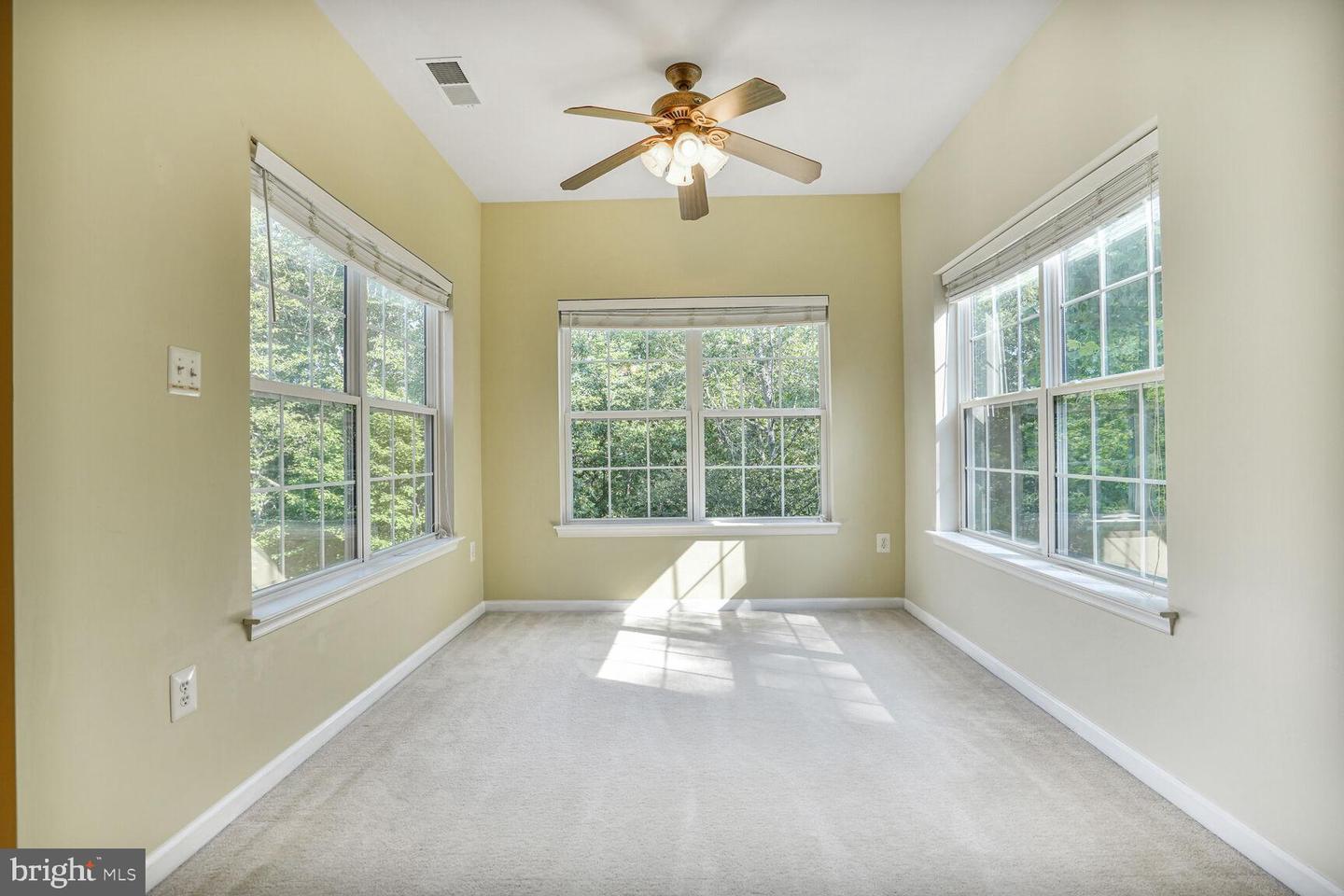9798 CORBETT PL, MANASSAS PARK, Virginia 20111, 3 Bedrooms Bedrooms, ,3 BathroomsBathrooms,Residential,For sale,9798 CORBETT PL,VAMP2003196 MLS # VAMP2003196