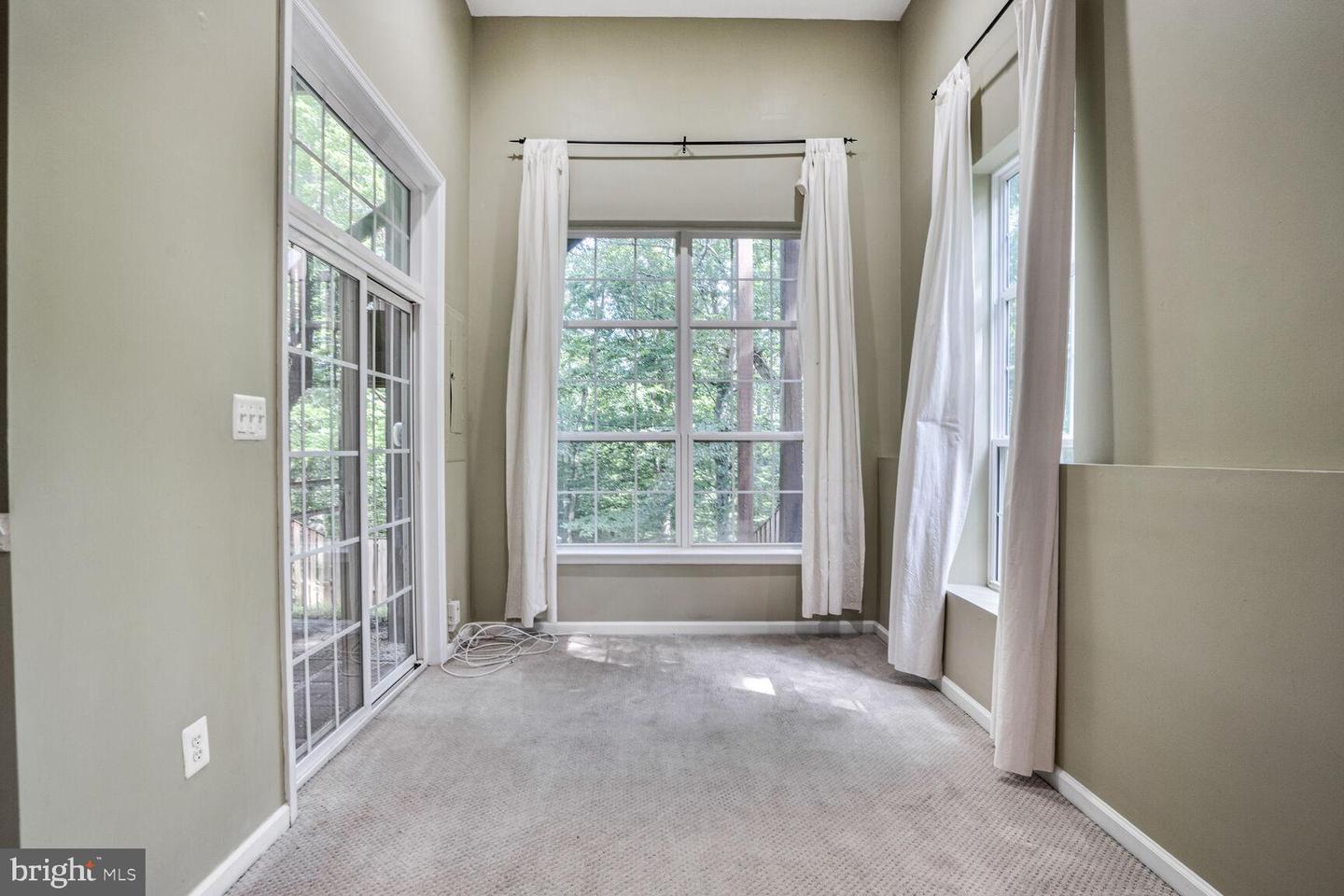 9798 CORBETT PL, MANASSAS PARK, Virginia 20111, 3 Bedrooms Bedrooms, ,3 BathroomsBathrooms,Residential,For sale,9798 CORBETT PL,VAMP2003196 MLS # VAMP2003196
