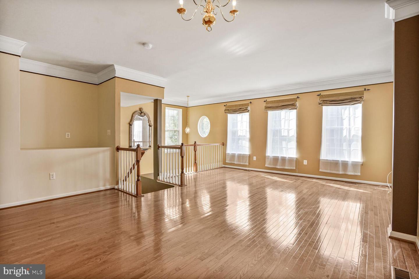 9798 CORBETT PL, MANASSAS PARK, Virginia 20111, 3 Bedrooms Bedrooms, ,3 BathroomsBathrooms,Residential,For sale,9798 CORBETT PL,VAMP2003196 MLS # VAMP2003196