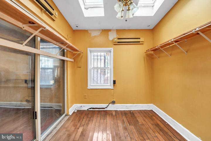 1444 T ST SE, WASHINGTON, District Of Columbia 20020, 2 Bedrooms Bedrooms, ,1 BathroomBathrooms,Residential,For sale,1444 T ST SE,DCDC2212888 MLS # DCDC2212888