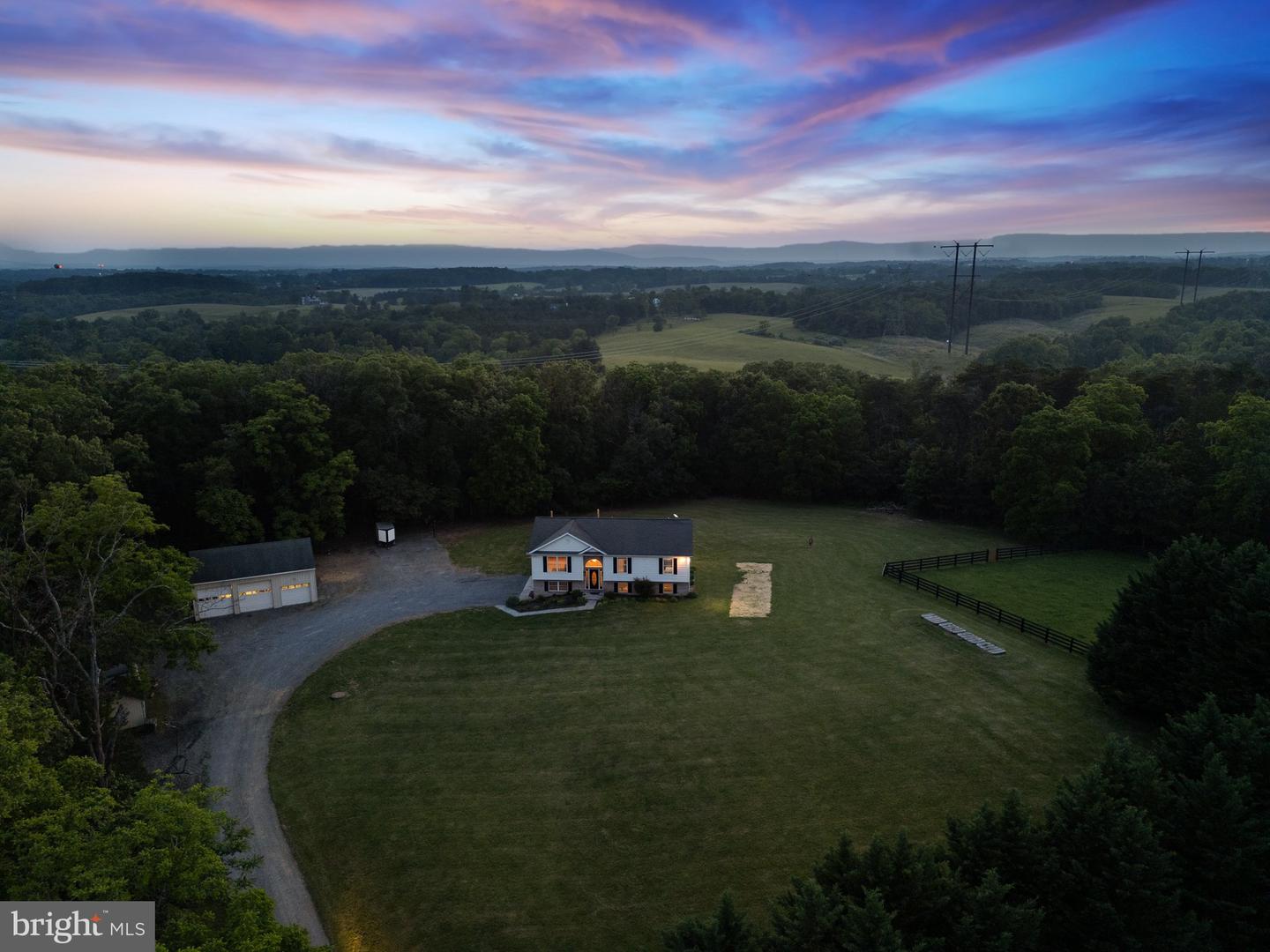 364 WAYNES LN, STEPHENS CITY, Virginia 22655, 3 Bedrooms Bedrooms, ,3 BathroomsBathrooms,Residential,For sale,364 WAYNES LN,VAFV2034398 MLS # VAFV2034398