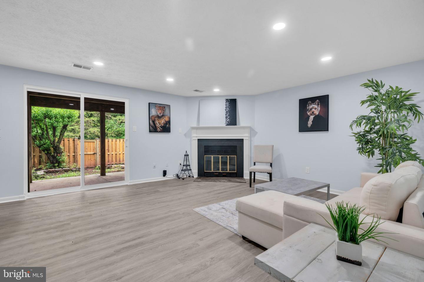 14680 STONE CROSSING CT, CENTREVILLE, Virginia 20120, 3 Bedrooms Bedrooms, 3 Rooms Rooms,3 BathroomsBathrooms,Residential,For sale,14680 STONE CROSSING CT,VAFX2244070 MLS # VAFX2244070