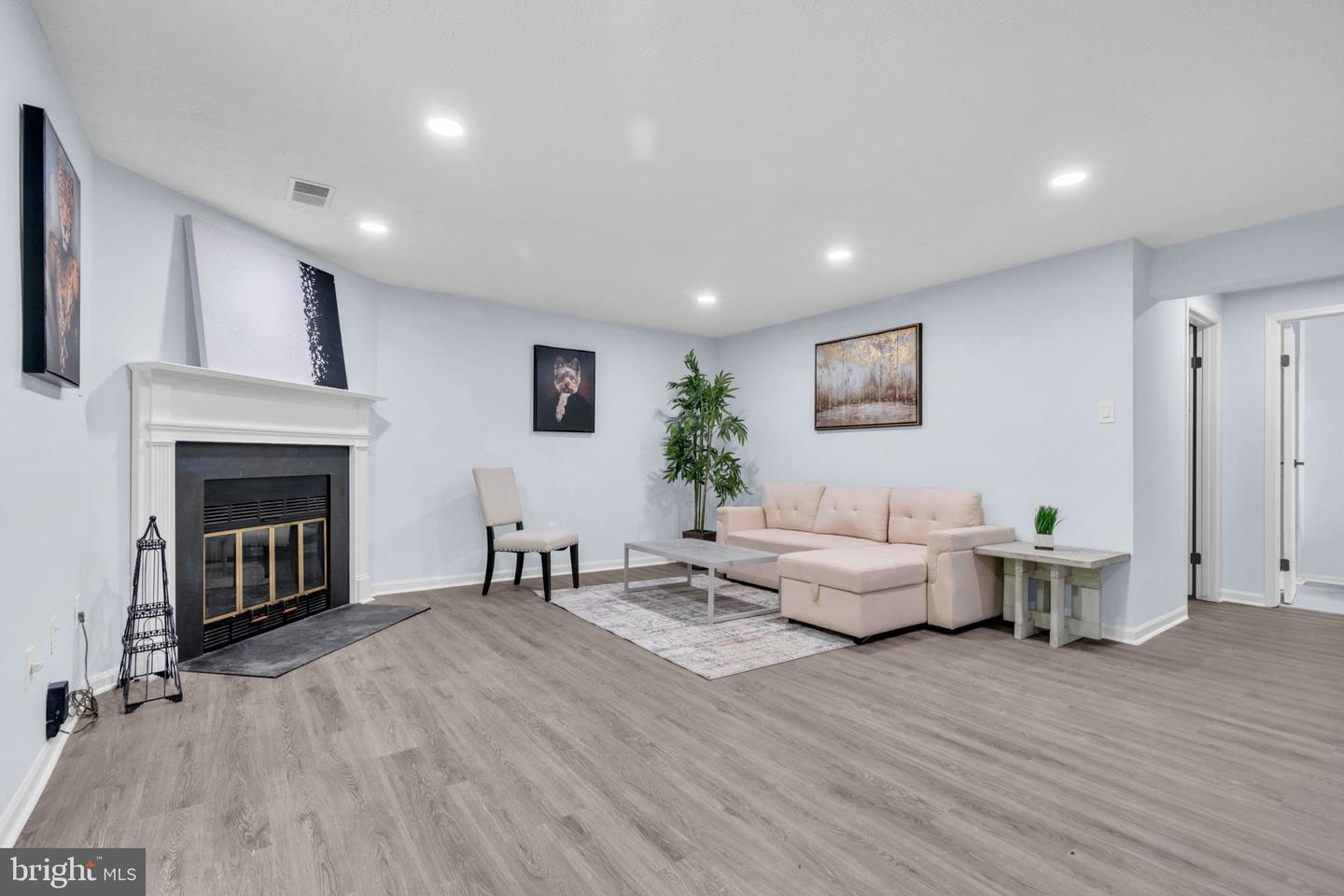 14680 STONE CROSSING CT, CENTREVILLE, Virginia 20120, 3 Bedrooms Bedrooms, 3 Rooms Rooms,3 BathroomsBathrooms,Residential,For sale,14680 STONE CROSSING CT,VAFX2244070 MLS # VAFX2244070